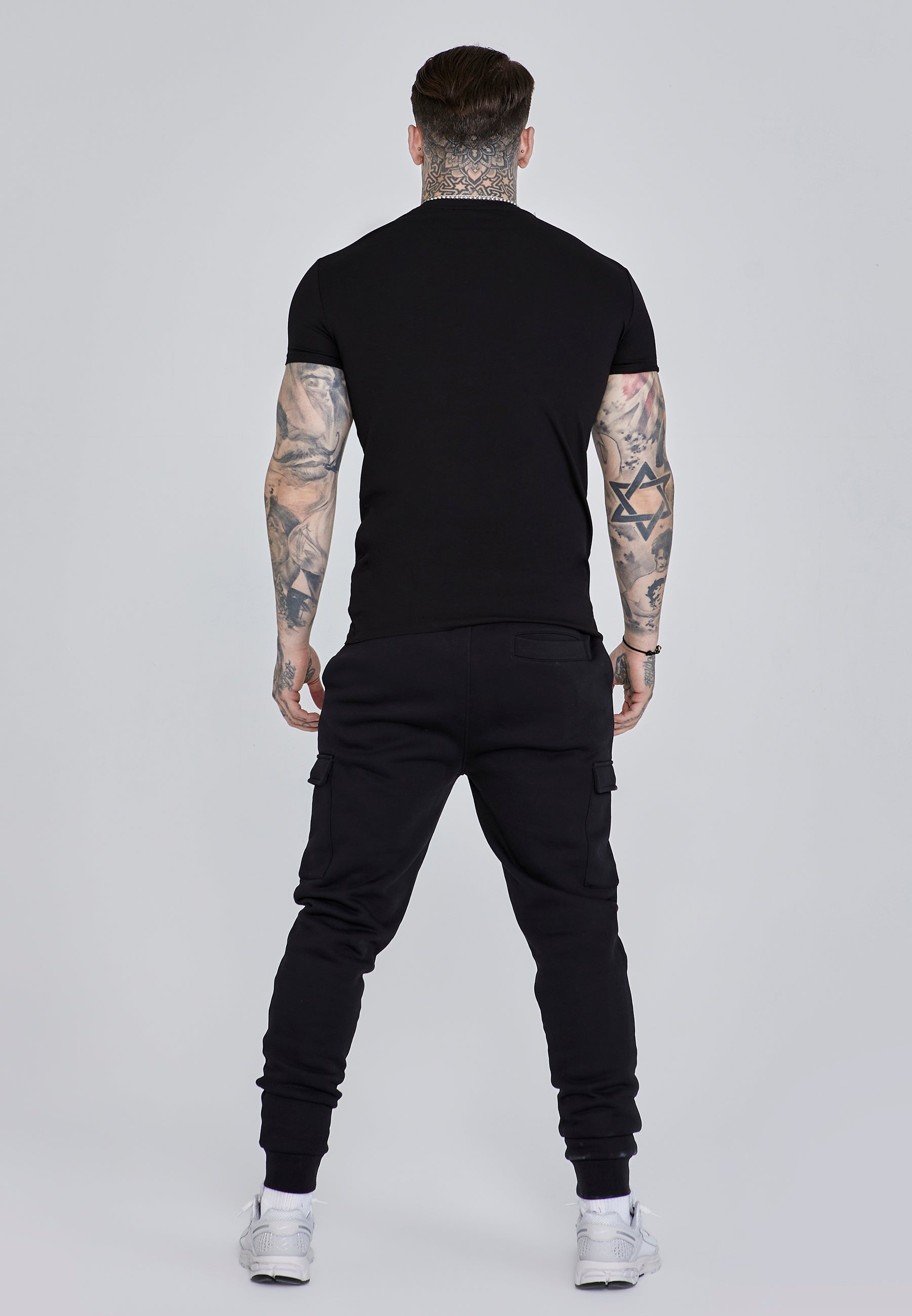 T-shirt Muscle Fit en noir T-shirts SikSilk