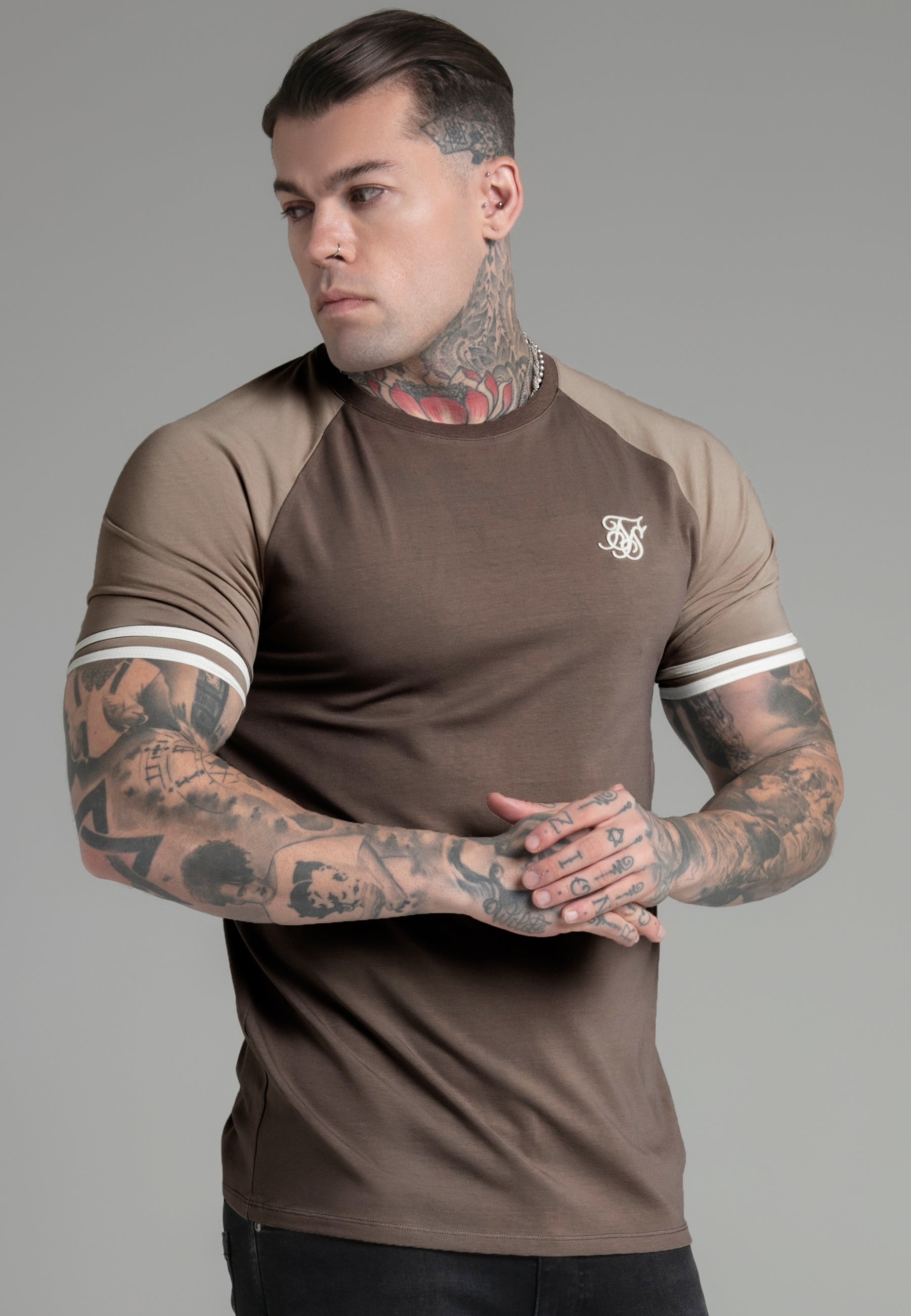 T-shirt Tournament en Marron T-shirts SikSilk
