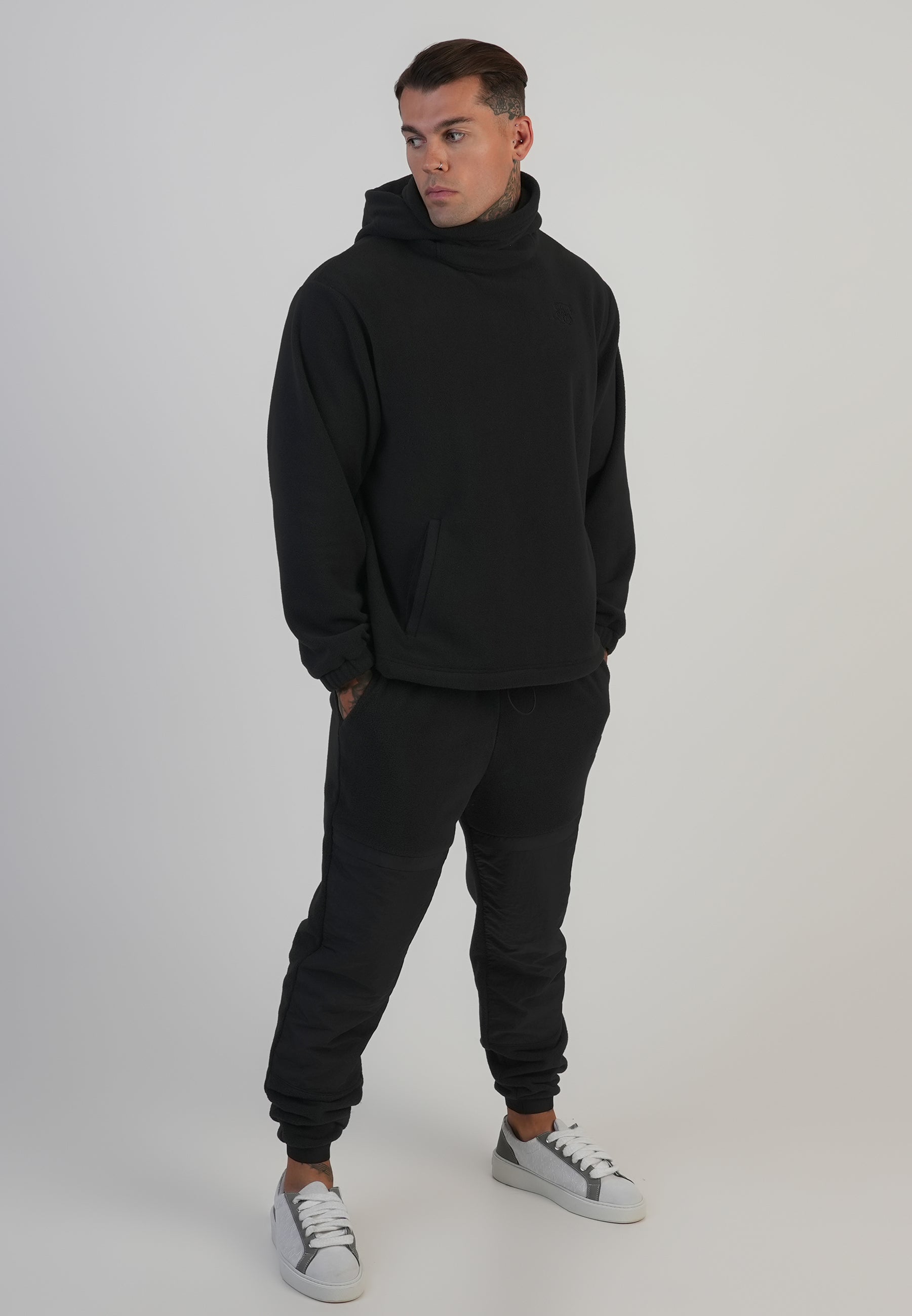 Polar Fleece Hoodie in Black Sweat à capuche SikSilk