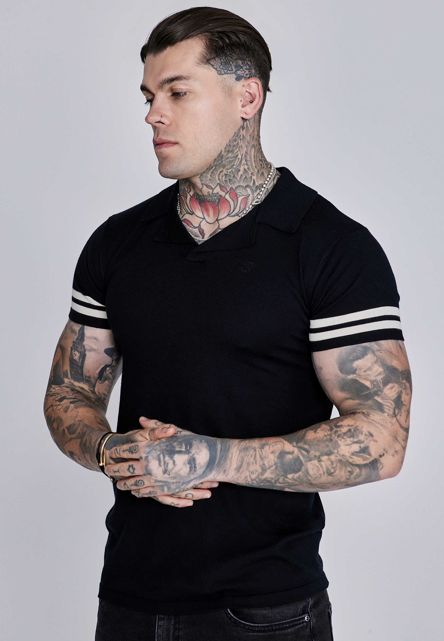 Tournament Revere Polo in Black T-shirts SikSilk