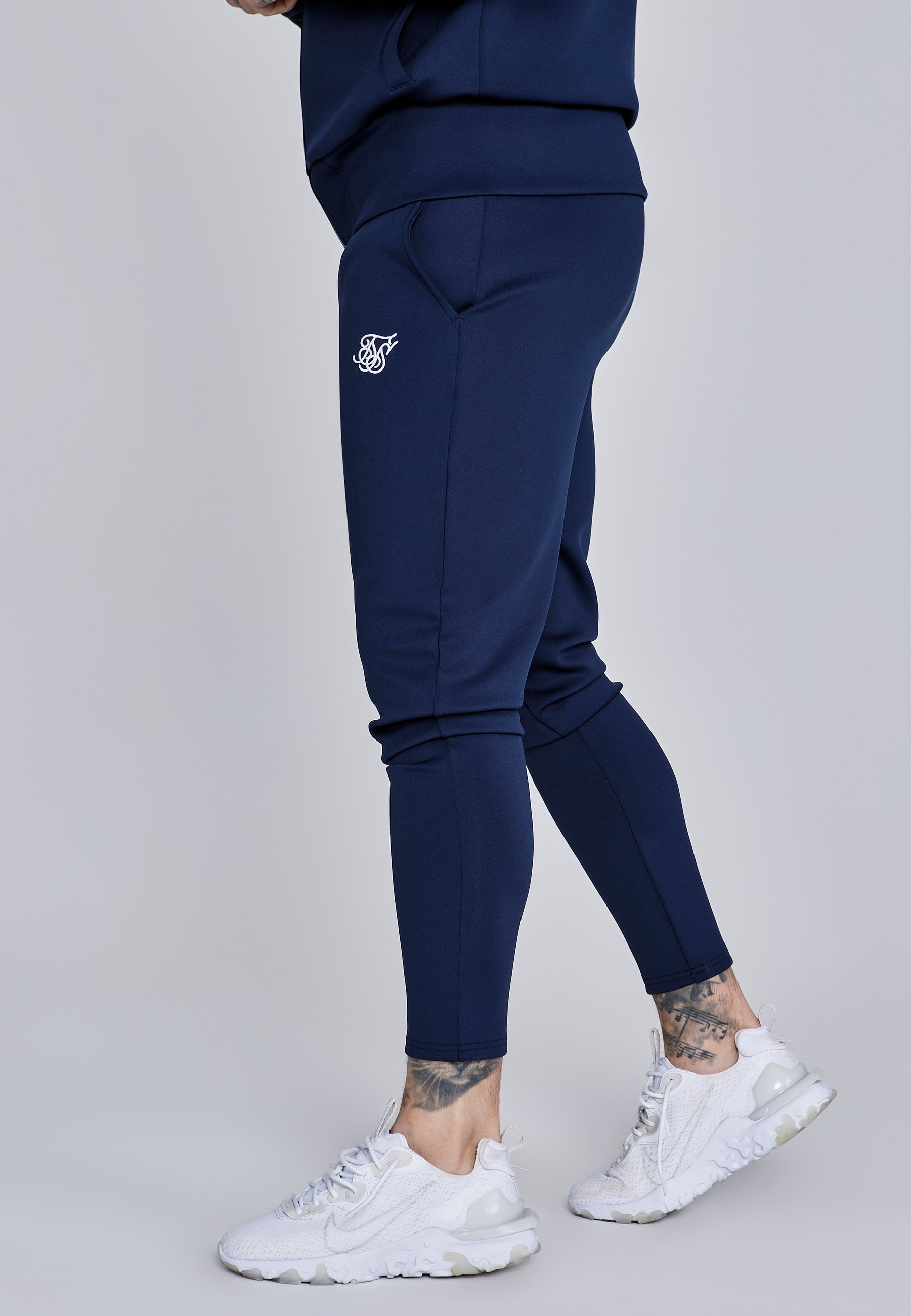 Essentials Poly Joggers en Navy Pantalon SikSilk