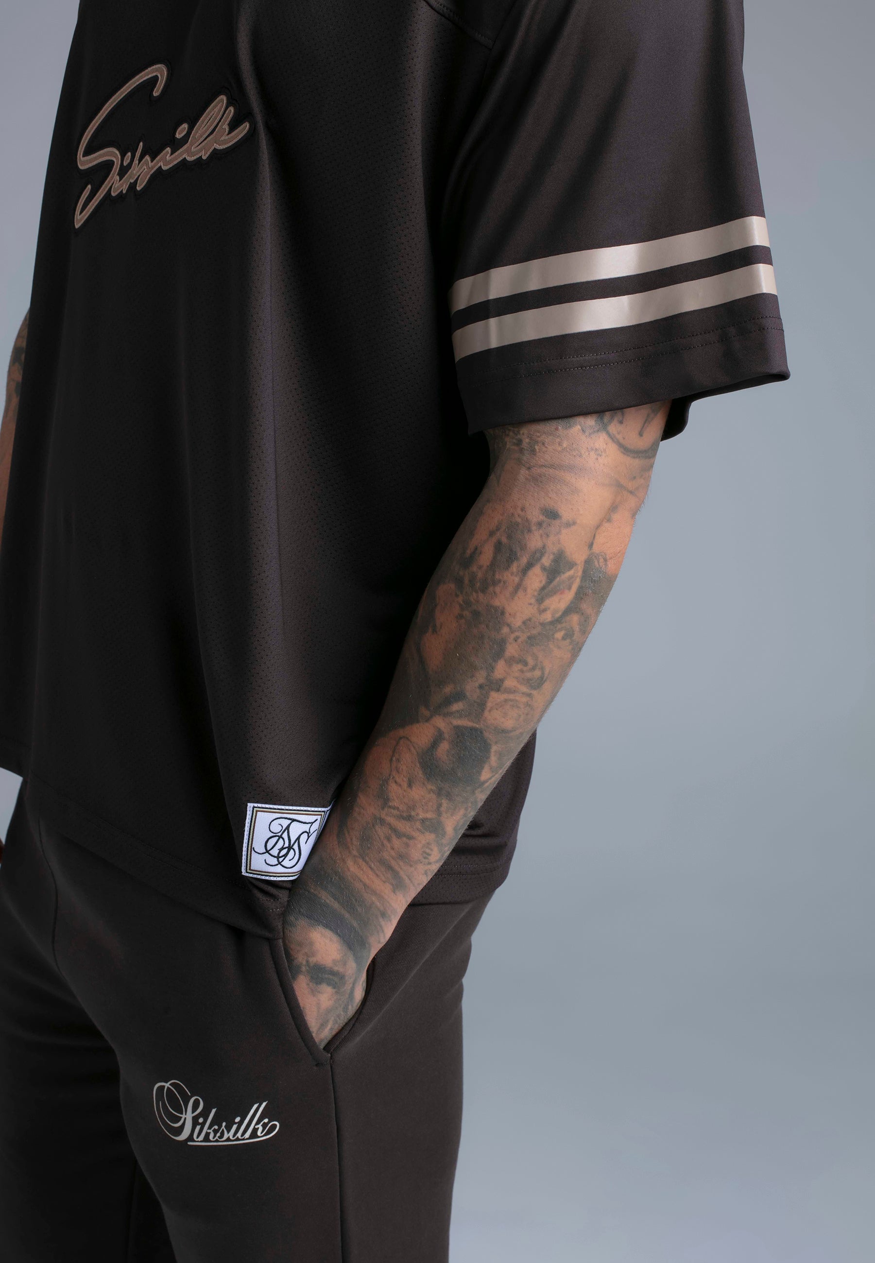 T-shirt de football marron