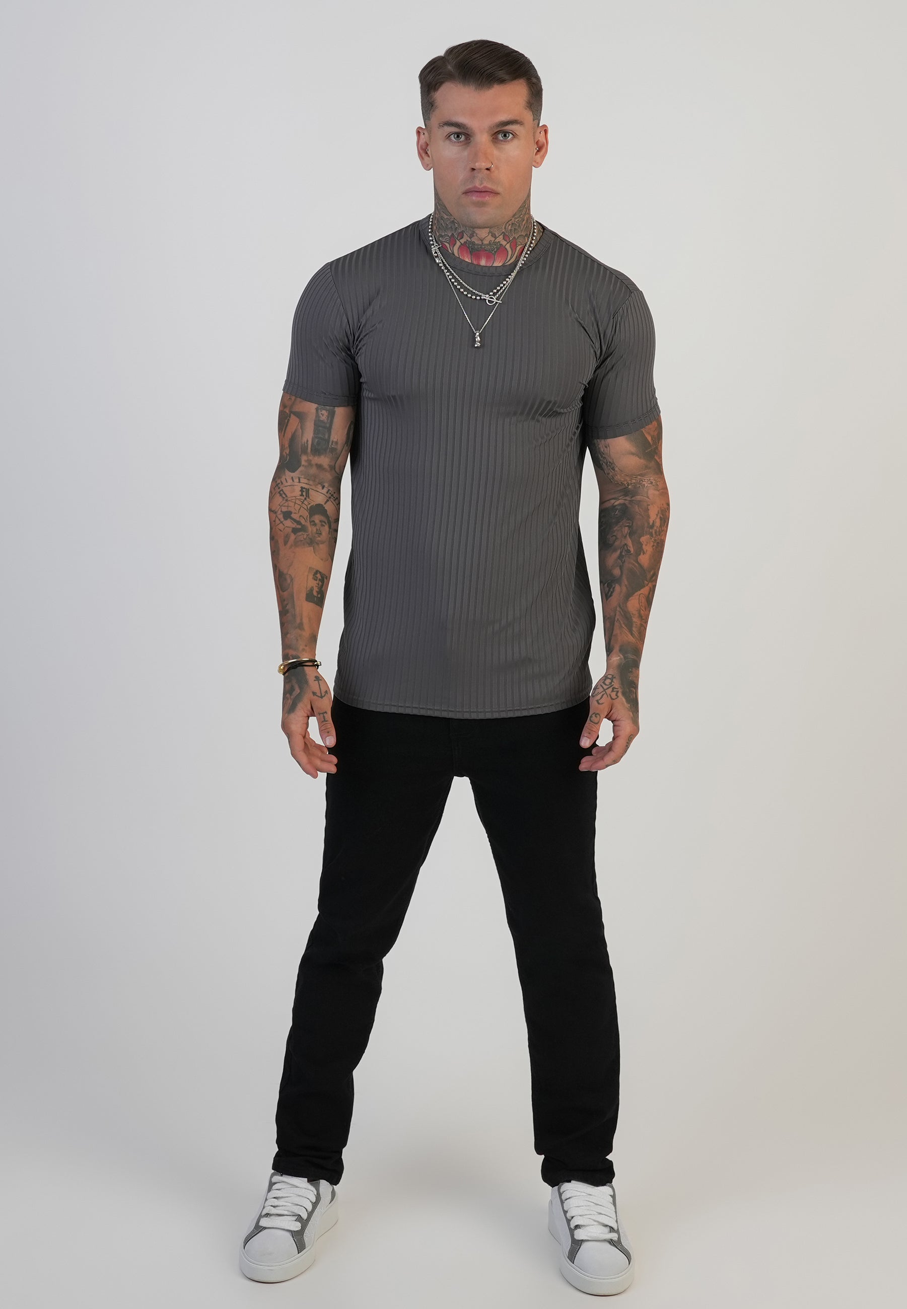 T-shirt Muscle Fit en marron foncé T-shirts SikSilk