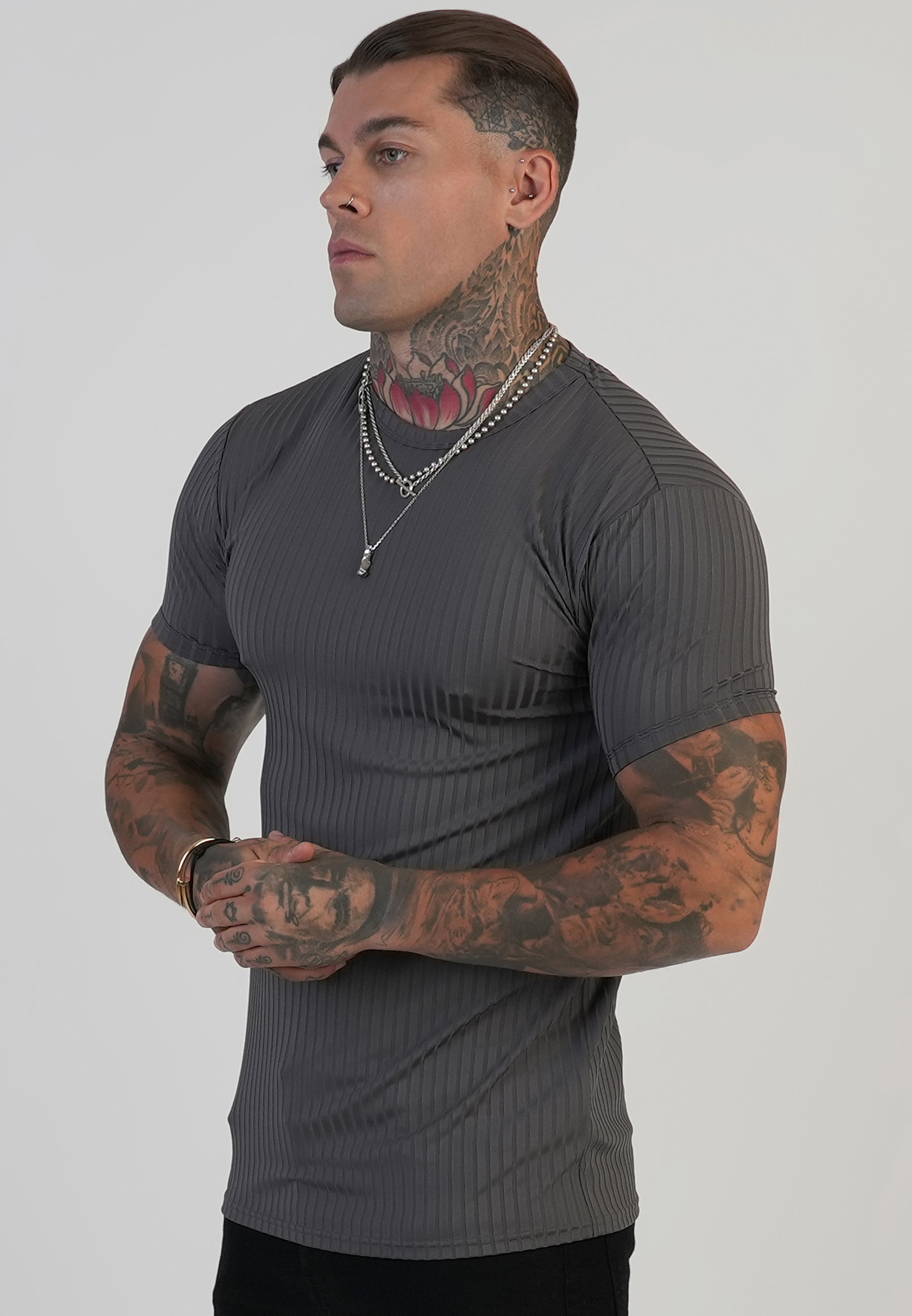 T-shirt Muscle Fit en marron foncé T-shirts SikSilk