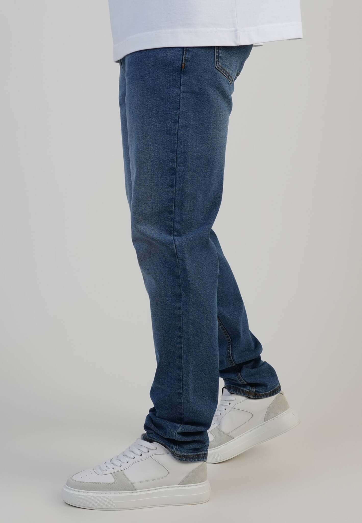 Jeans Slim Fit en bleu moyen délavé Jeans SikSilk