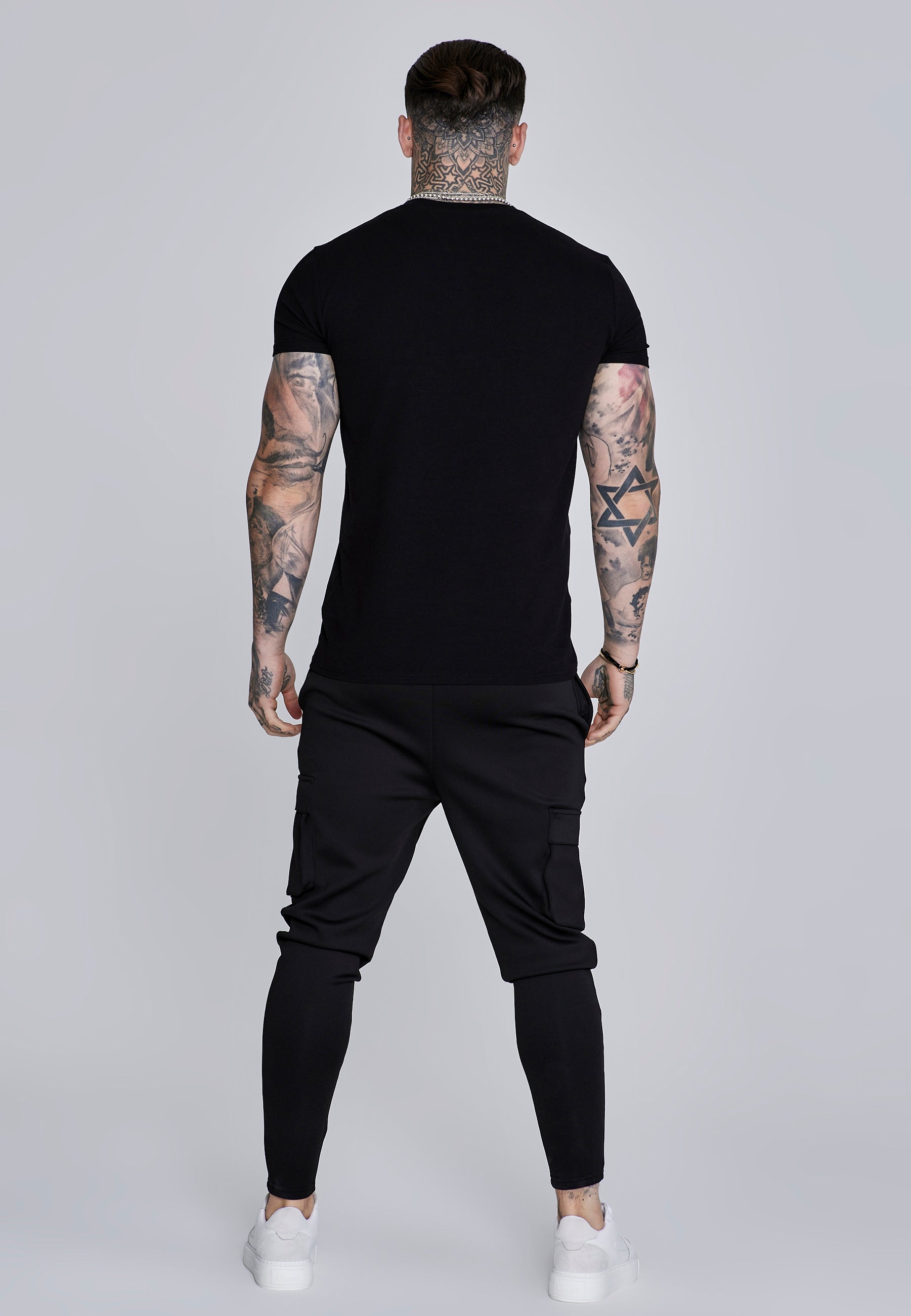 Essentials Poly Cargos in Black Pantalon SikSilk