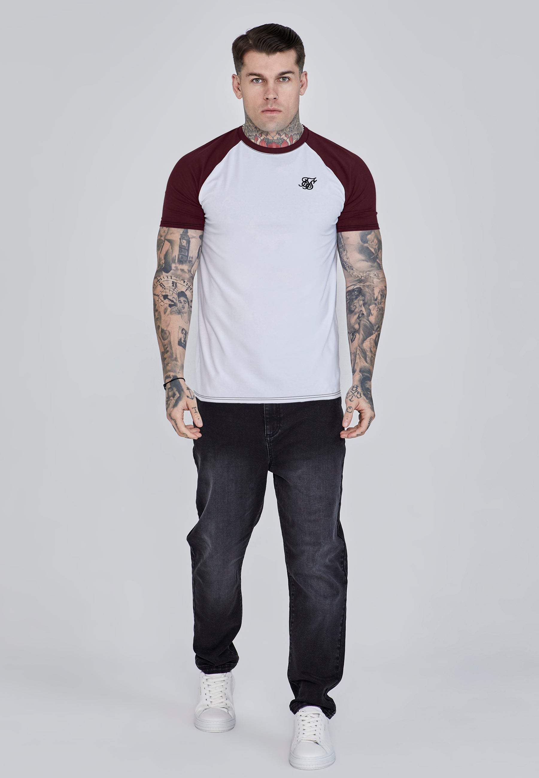 T-shirt raglan en blanc, bordeaux T-shirts SikSilk