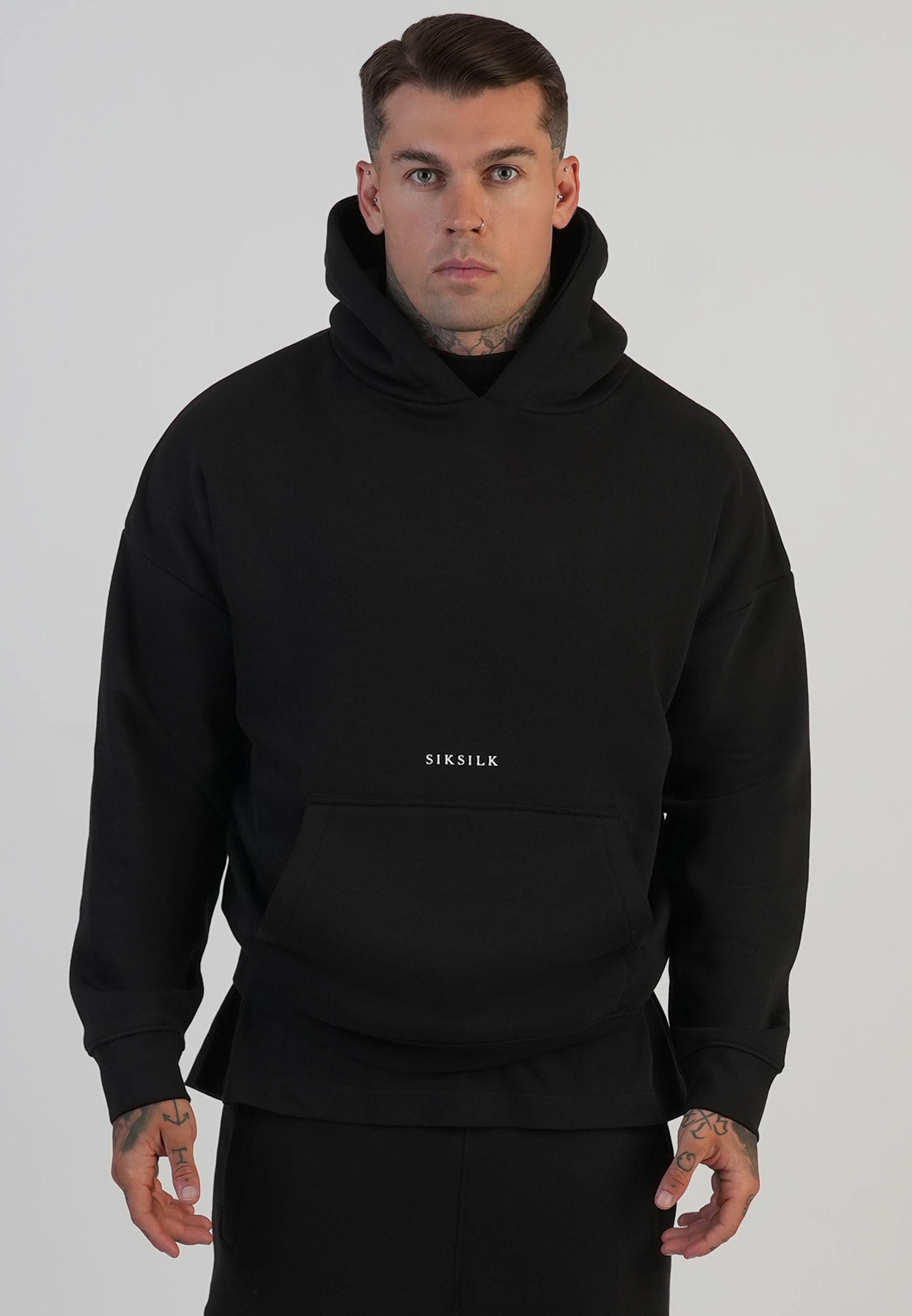 Sweat à capuche Graphic Hoodie in Black Sweat à capuche SikSilk