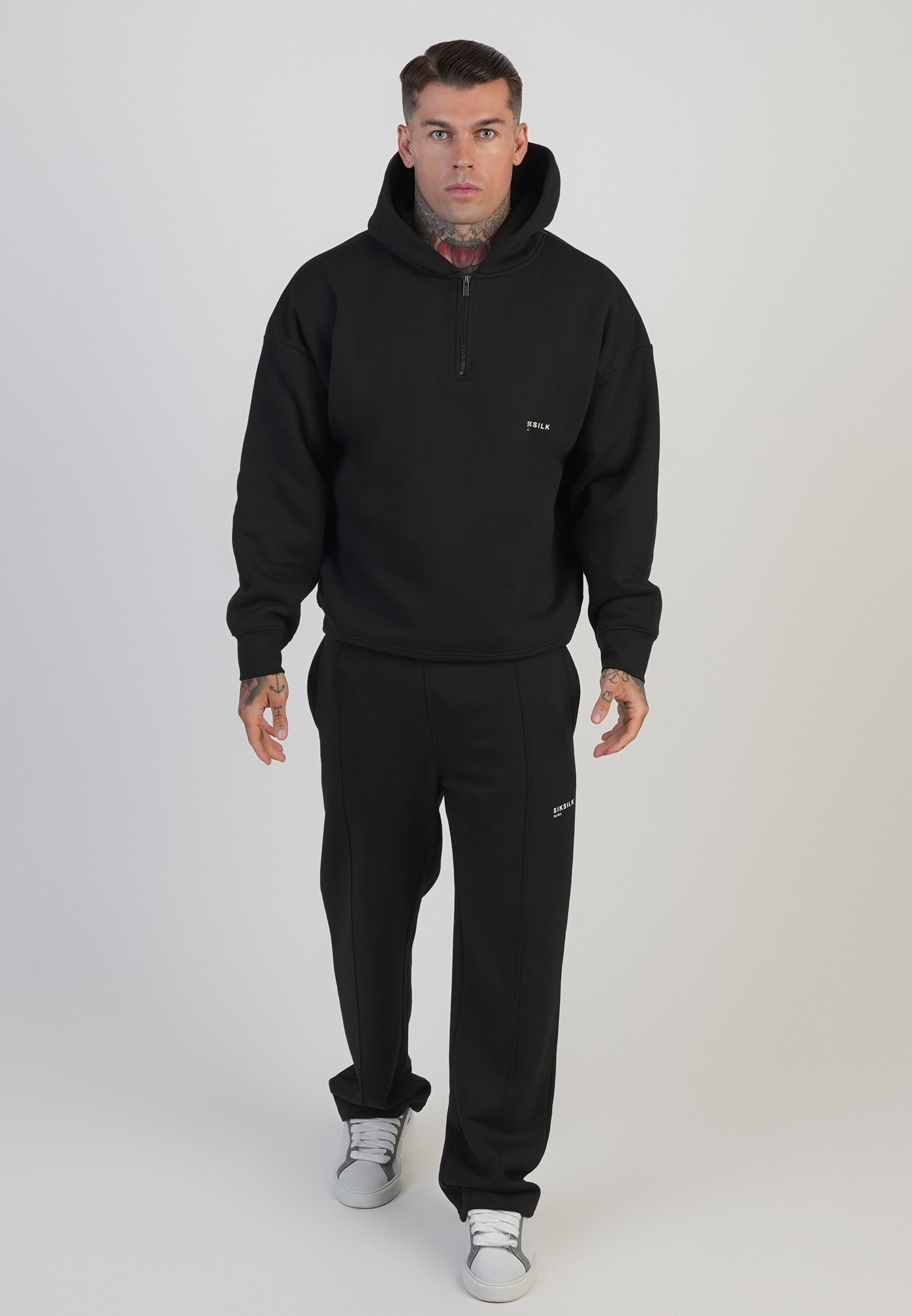 Track Pants in Black Pantalons SikSilk