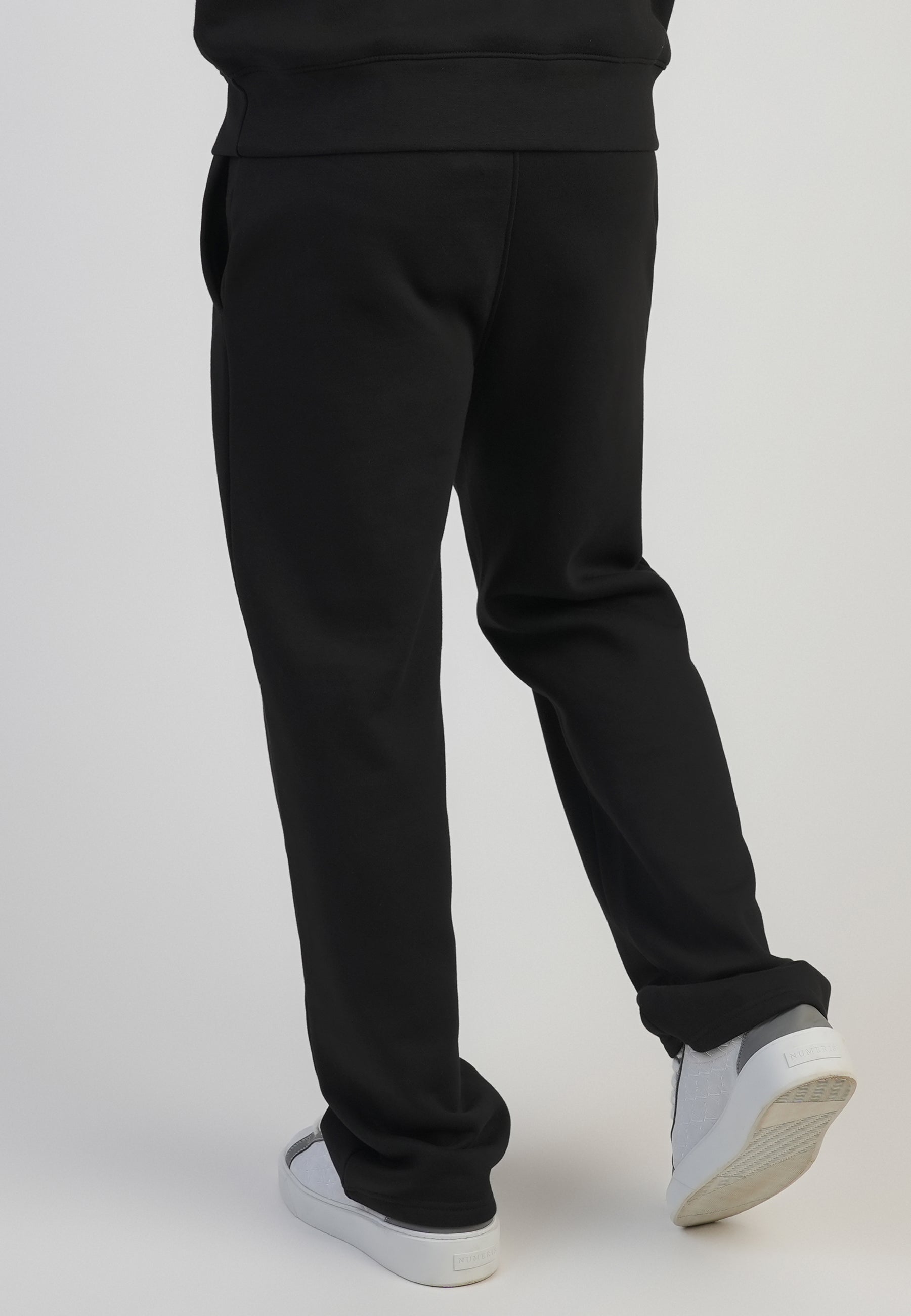 Track Pants in Black Pantalons SikSilk