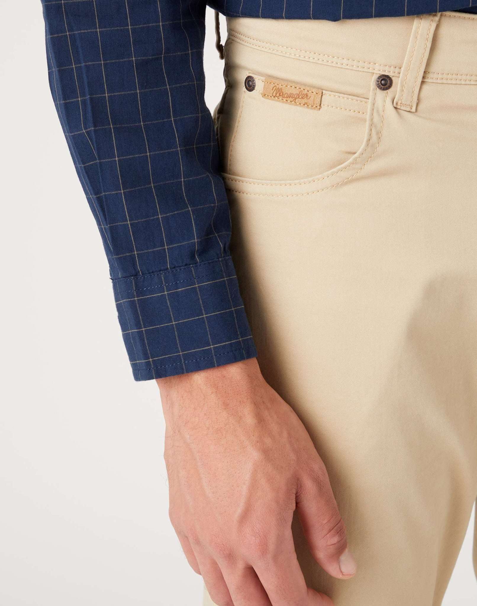 Texas Slim Medium Stretch in Safari Pantalon Wrangler