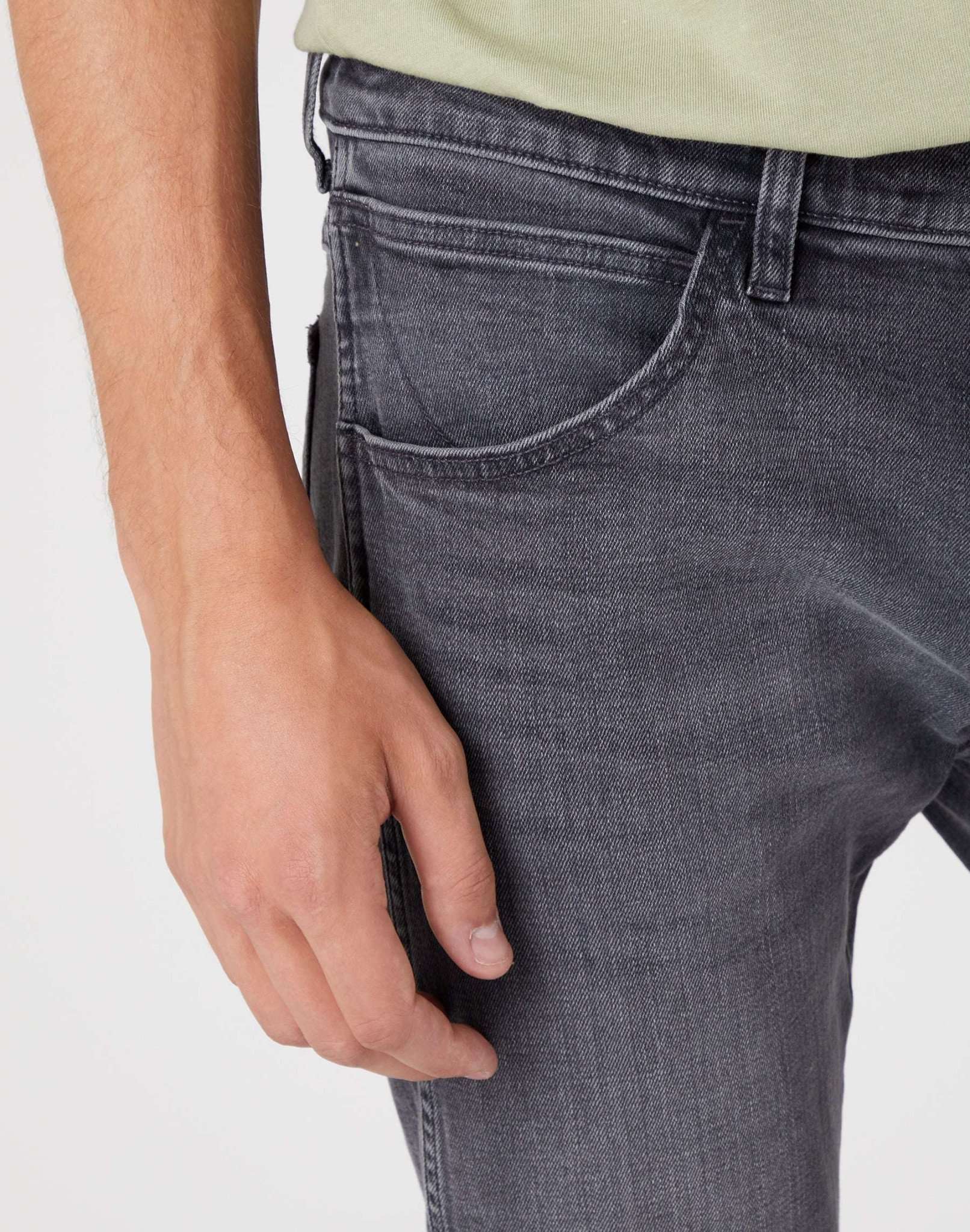Bryson Medium Stretch en jeans Blackout Wrangler