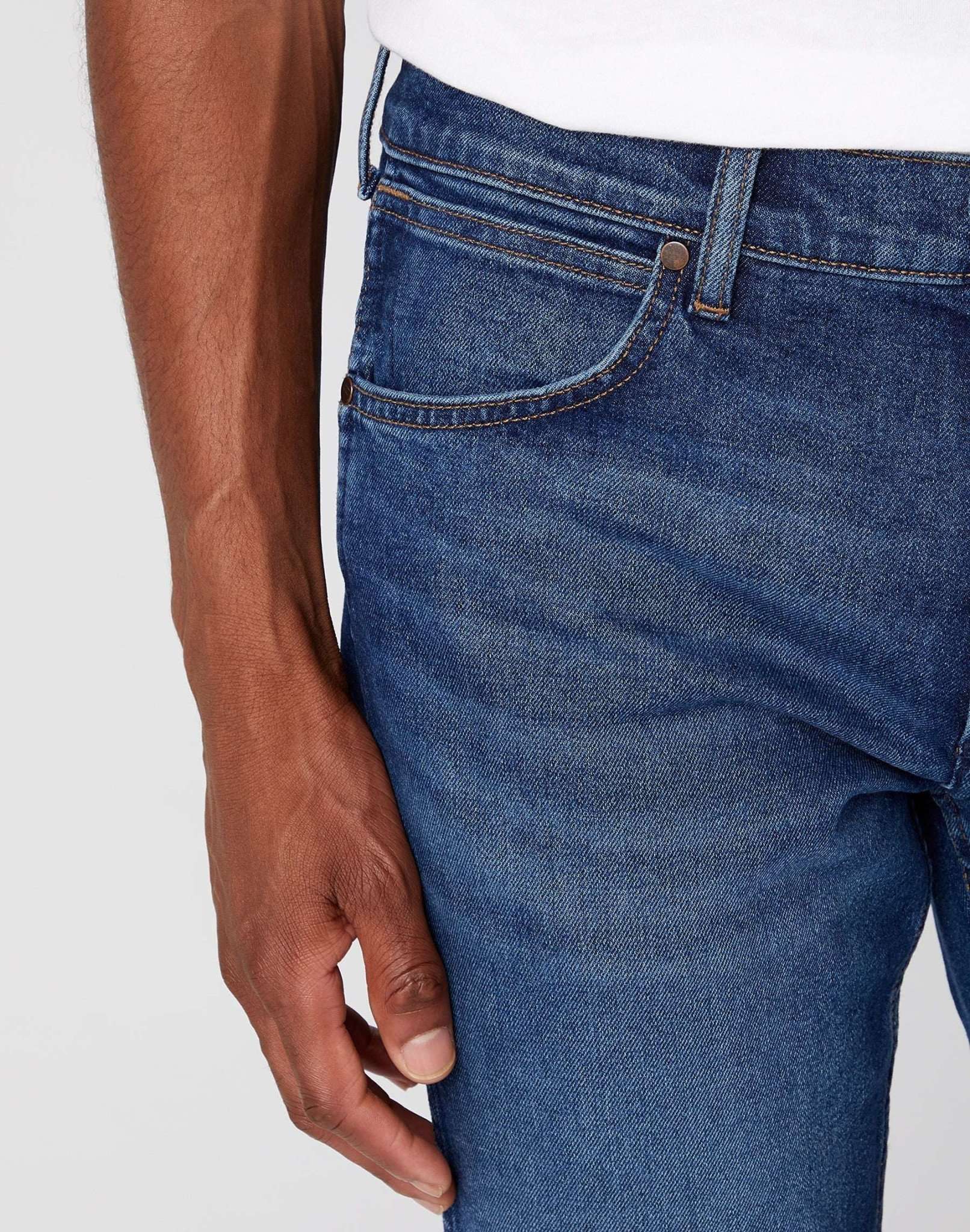 Greensboro Low Stretch en bleu Arcade Jeans Wrangler
