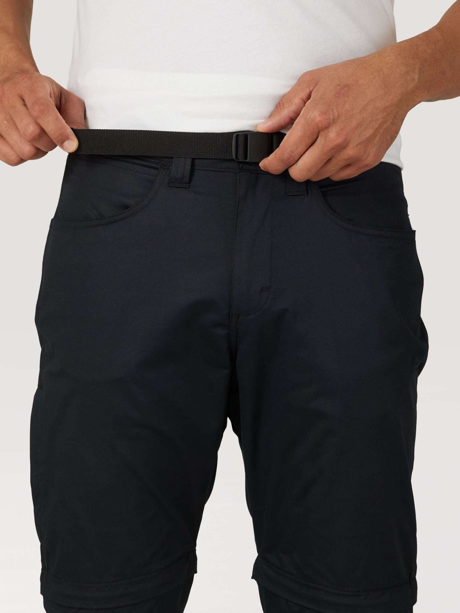 All Terrain Gear Packable Zipoff Cargo in Black Pantalon Wrangler