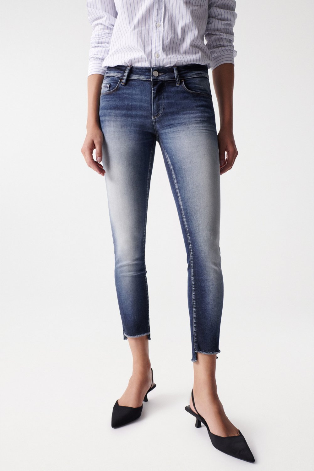 Jeans Wonder Cropped Skinny Push-Up en Dark Wash Salsa Jeans