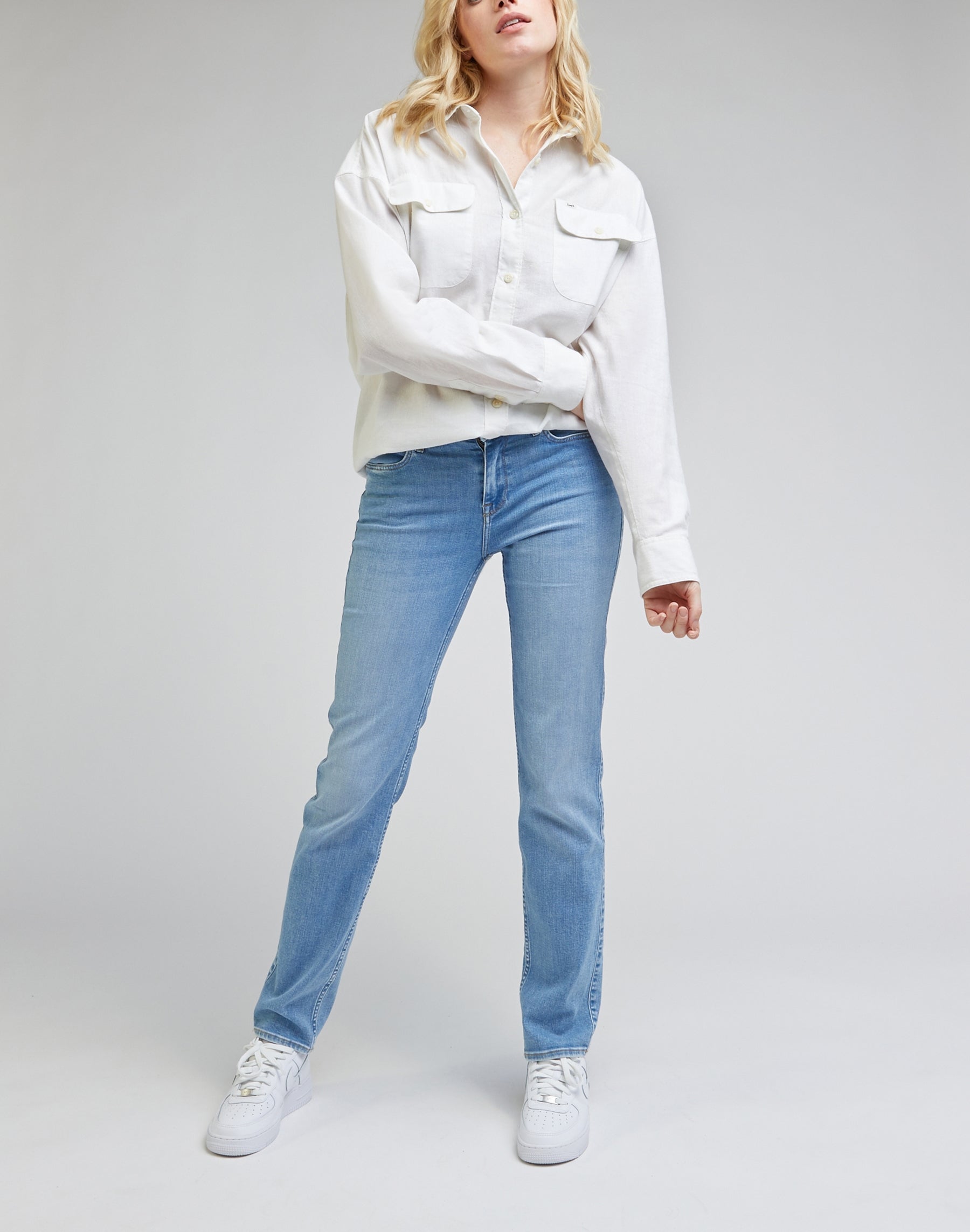 Marion Straight en jeans Rushing In Light Lee
