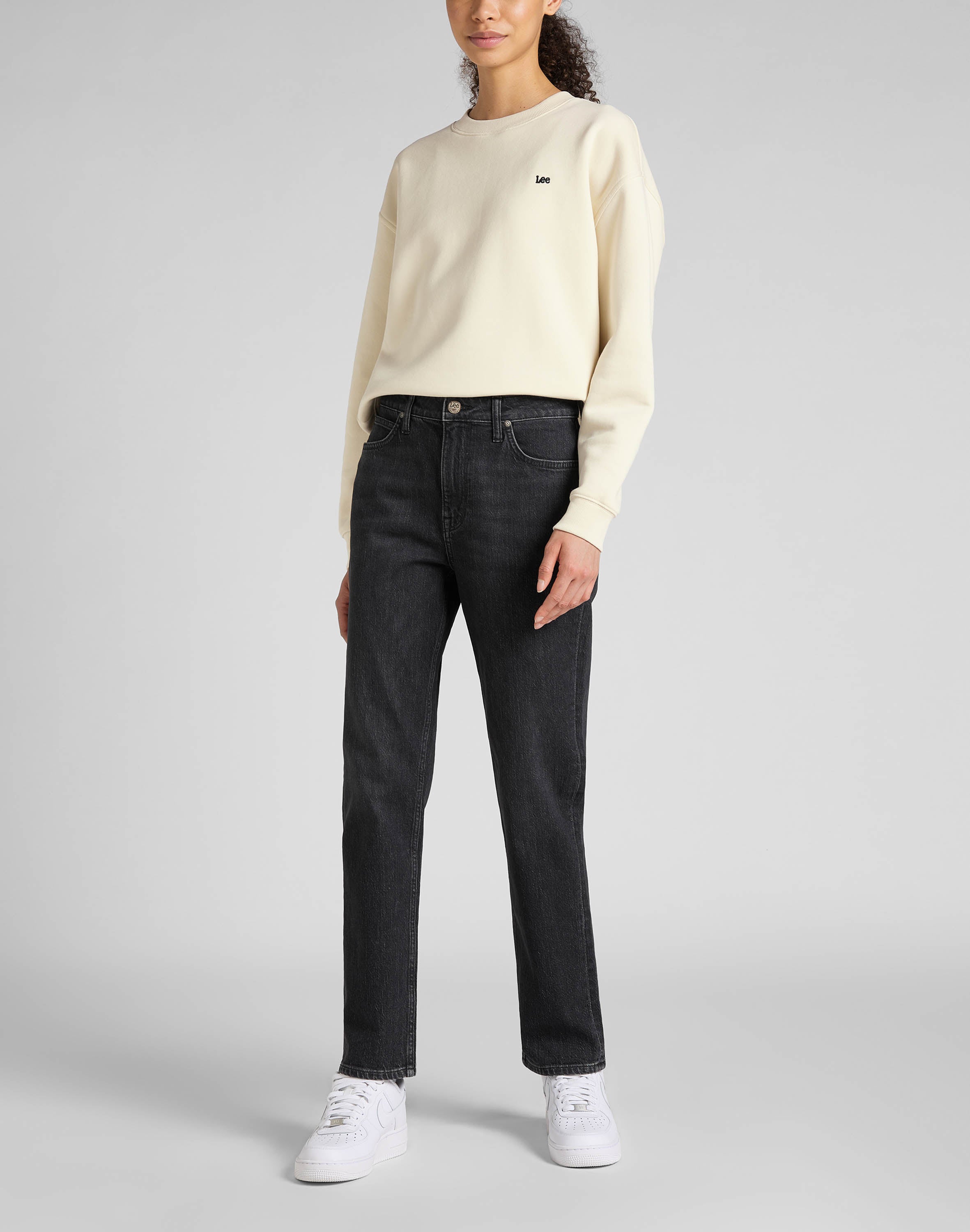 Carol en jeans jupe Lee