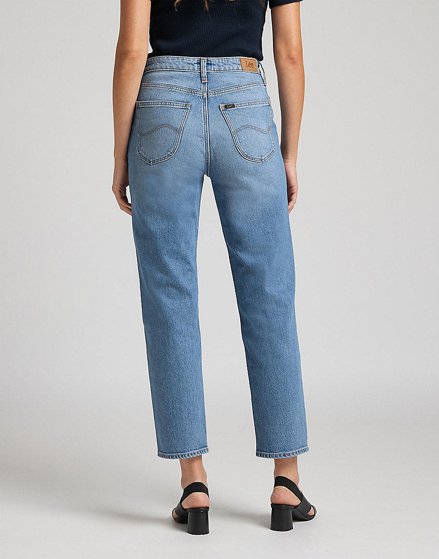 Carol en jeans Mid Soho Lee