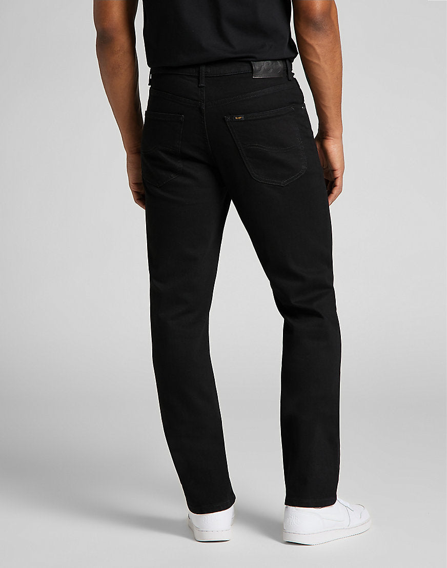 Brooklyn Straight in Clean Black Jeans Lee