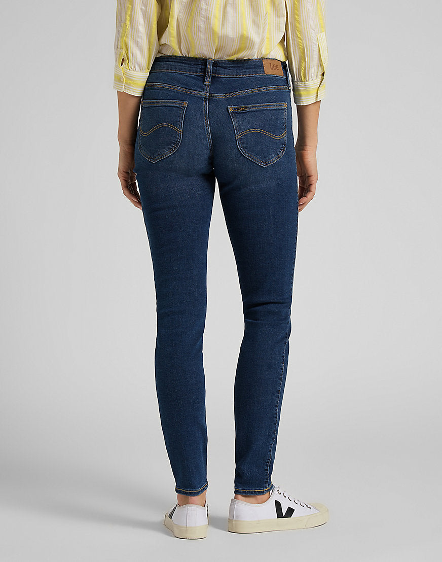 Scarlett en jeans Mid Martha Lee