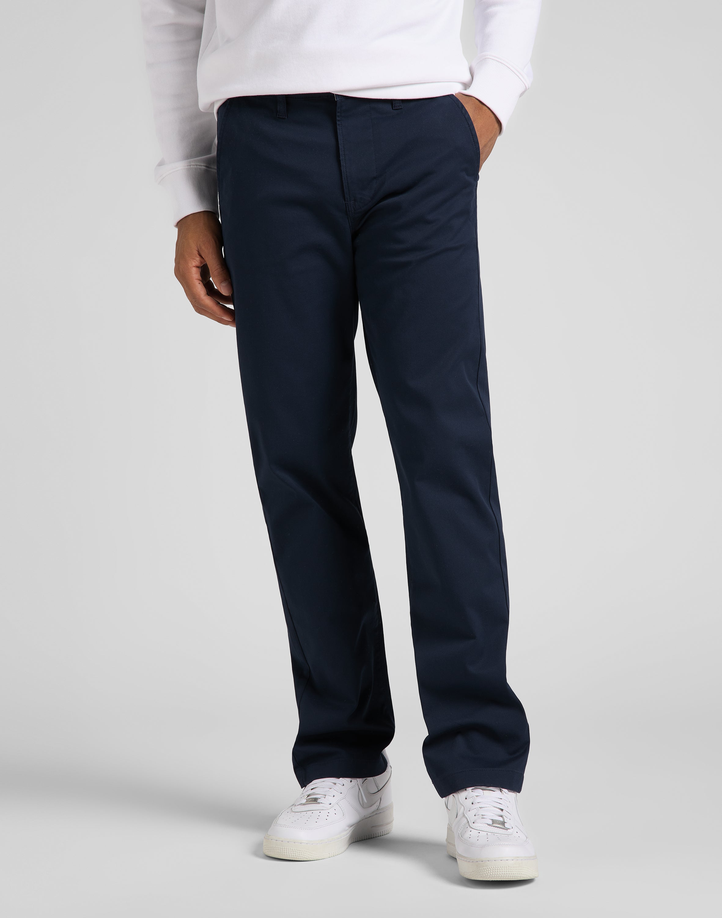Regular Chino in Deep Navy Pantalon Lee