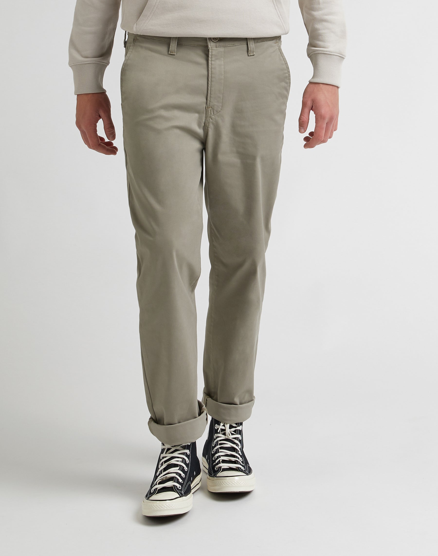 Regular Chino in Mushroom Pantalon Lee