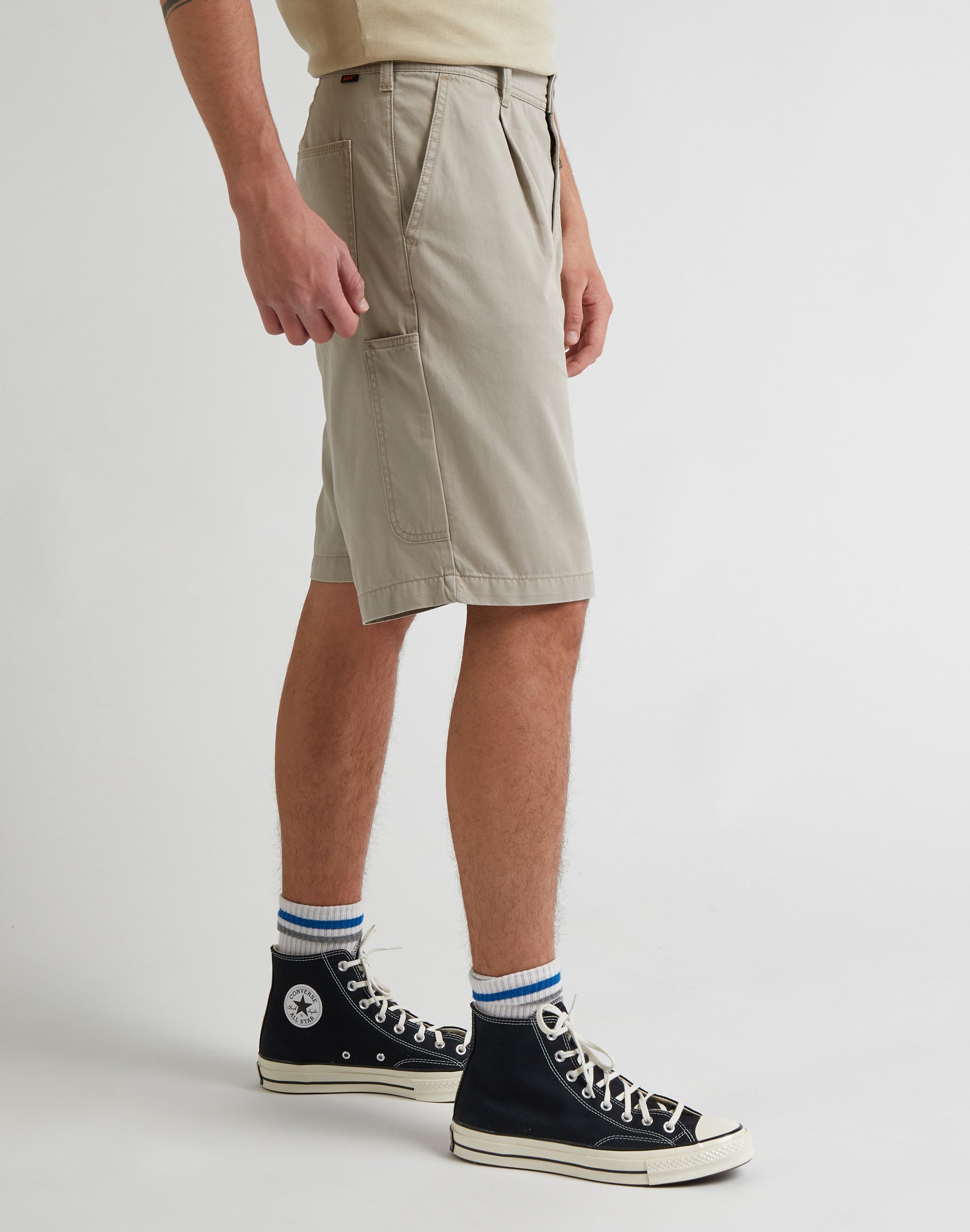 Short chino plissé en stone short Lee