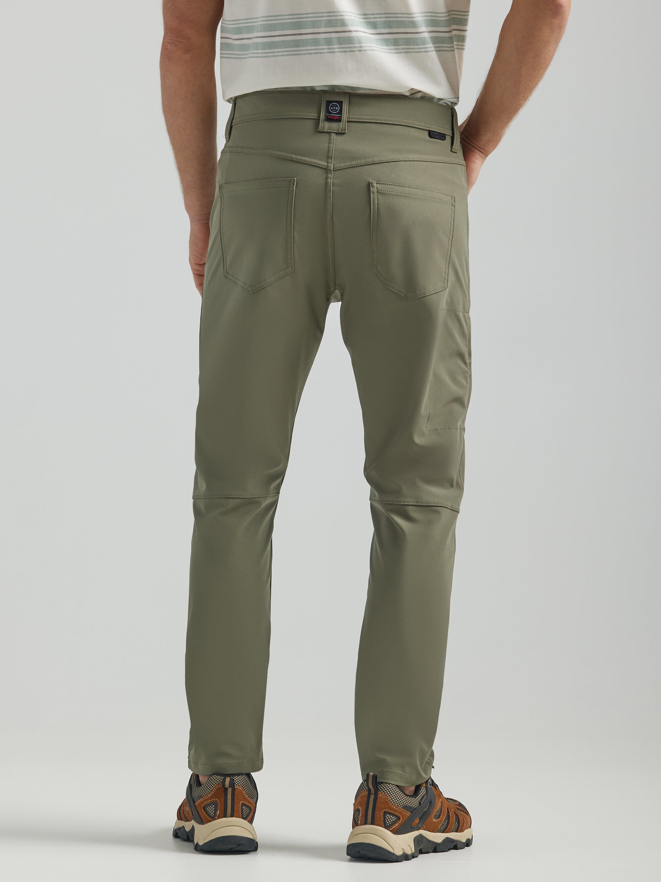 All Terrain Gear FWDS 5 Pocket Pants in Dusty Olive Pantalon Wrangler