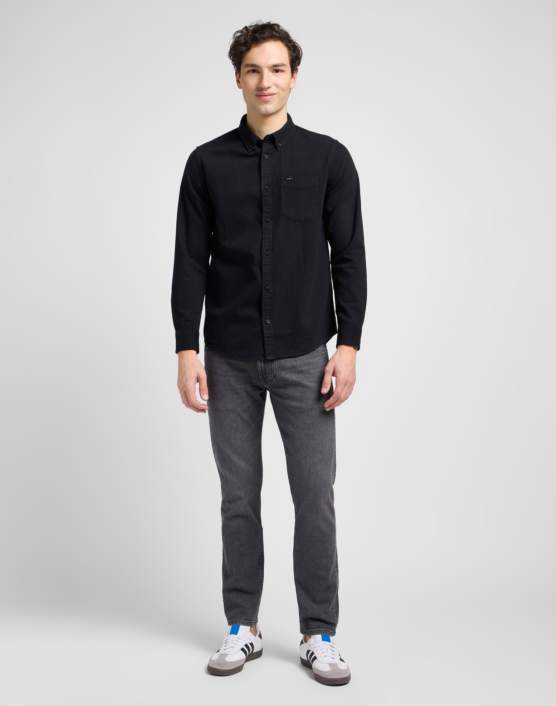 Lee Button Down in Black Chemises Lee