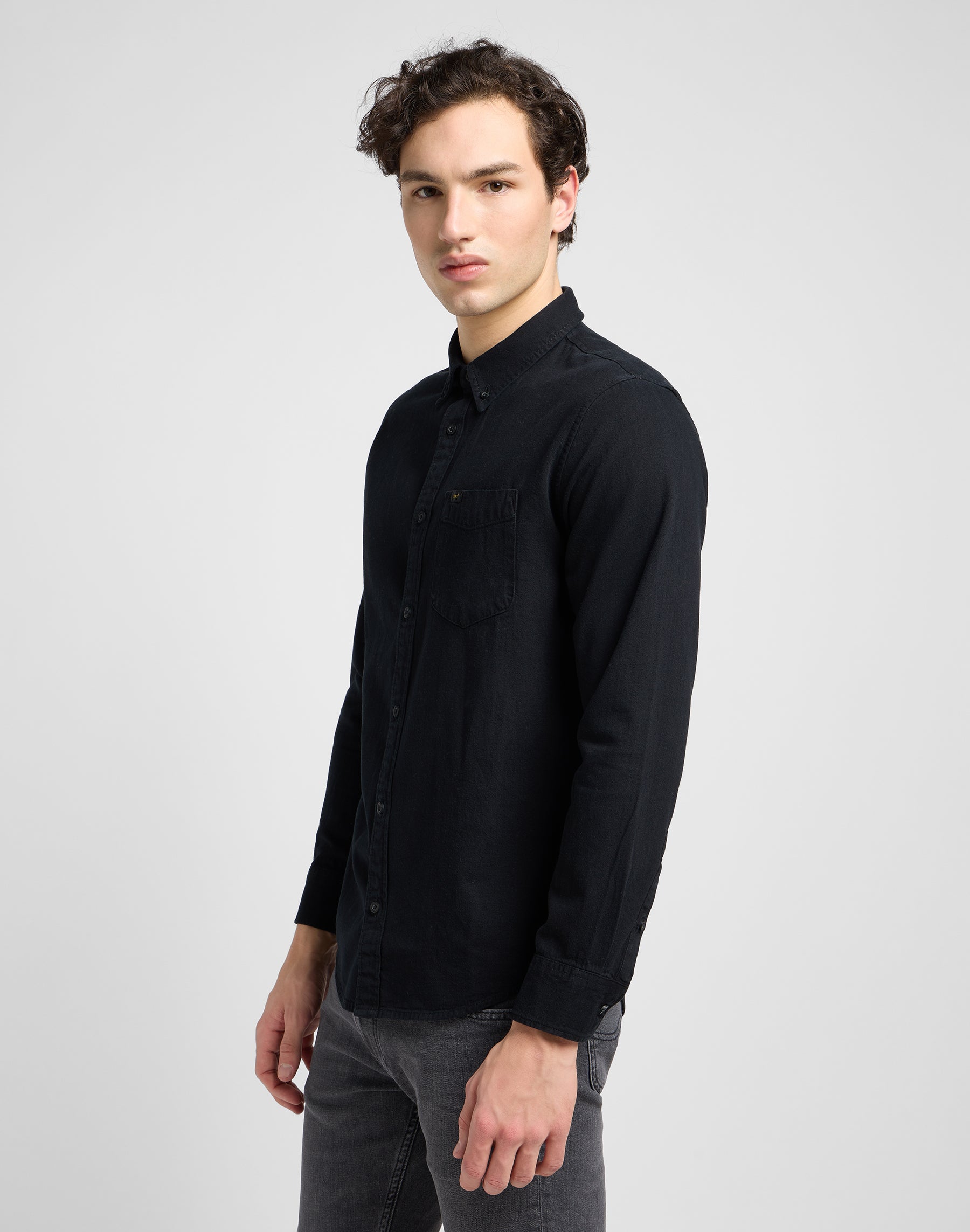 Lee Button Down in Black Chemises Lee