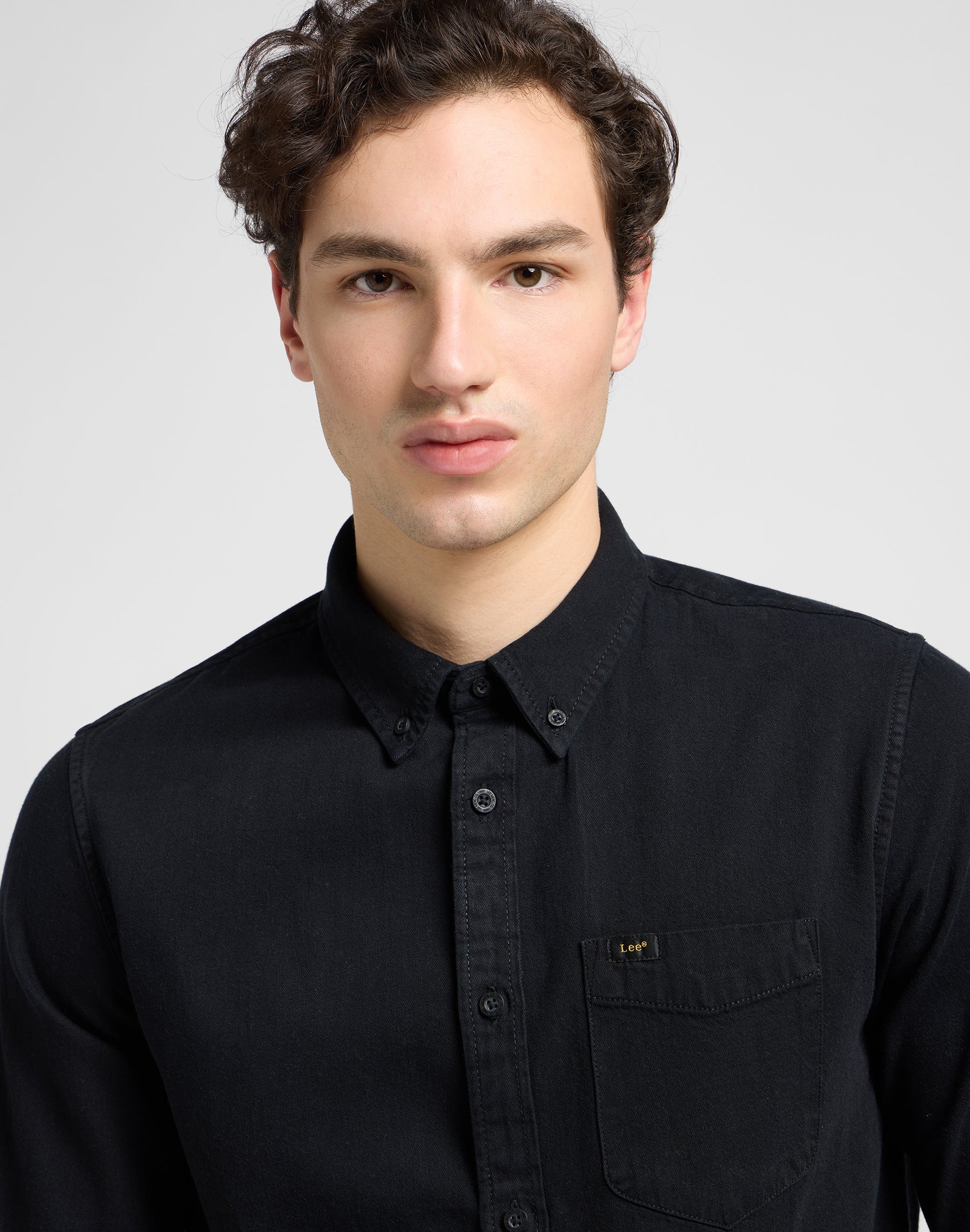 Lee Button Down in Black Chemises Lee