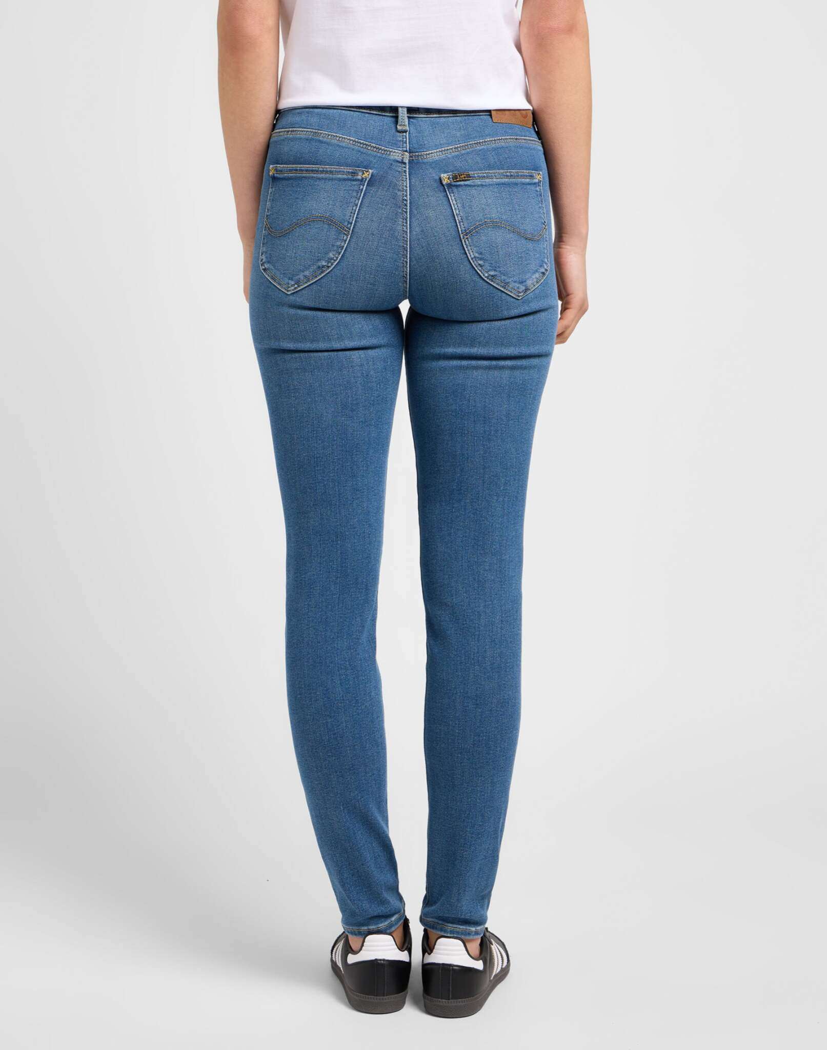 Foreverfit en jeans météoriques Lee   