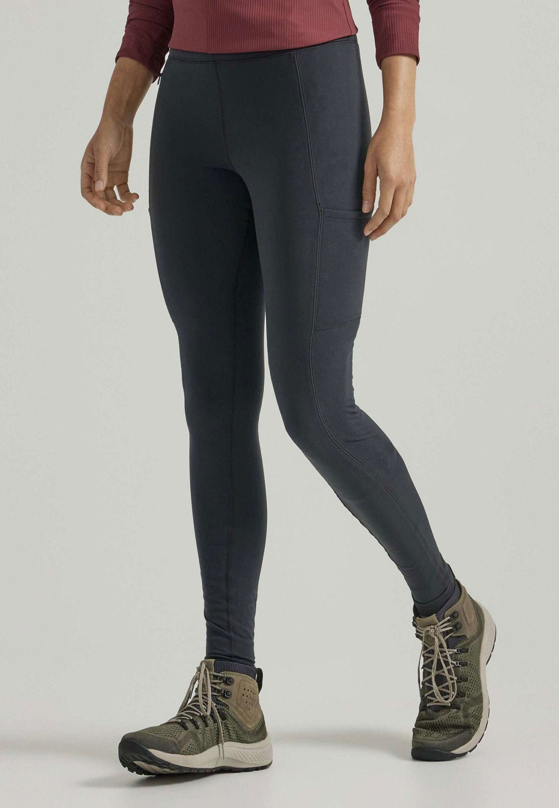 Brushed Back Legging in Jet Black Pantalon Wrangler   