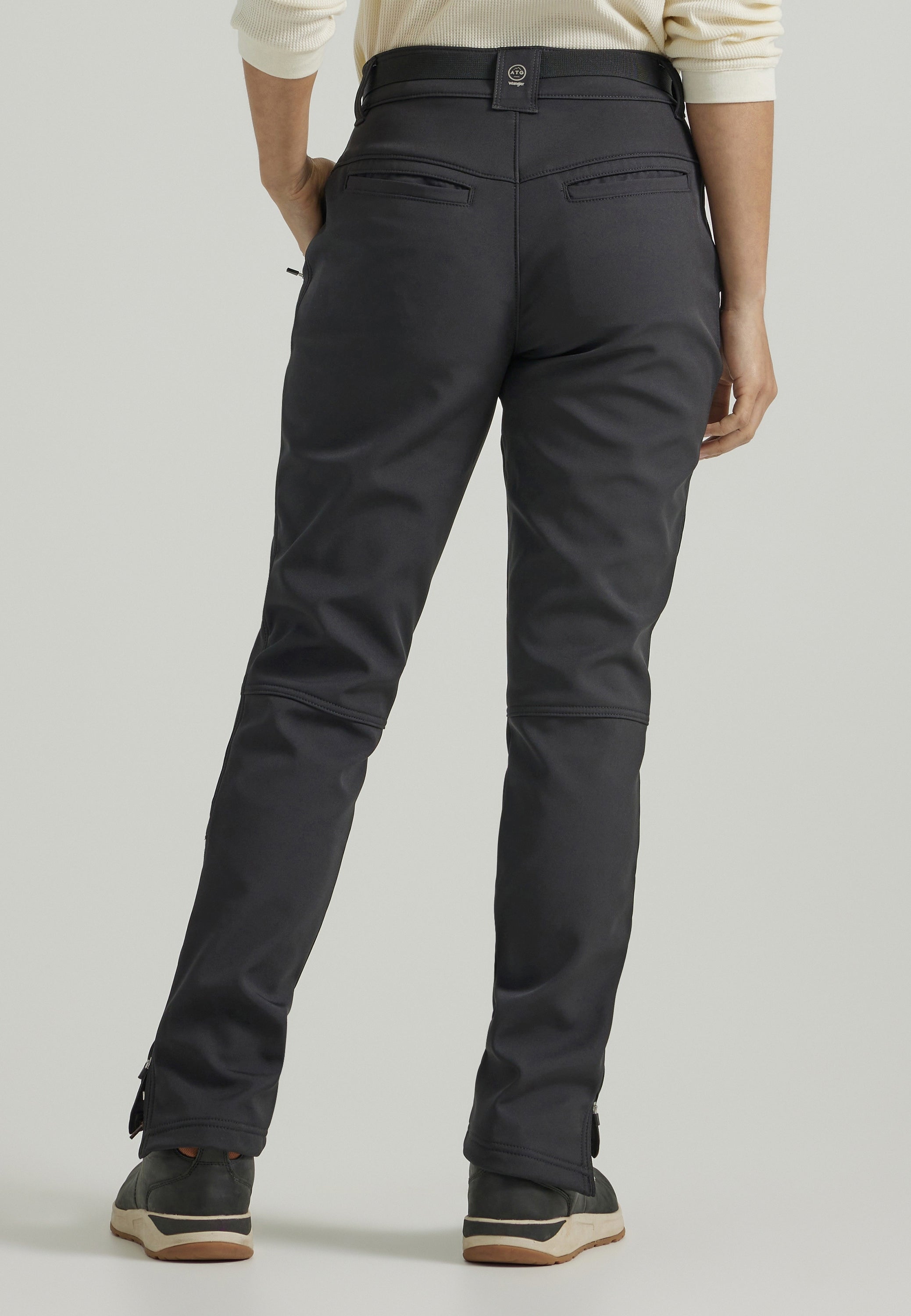 Pantalon Softshell en Jet Black Pantalon Wrangler   