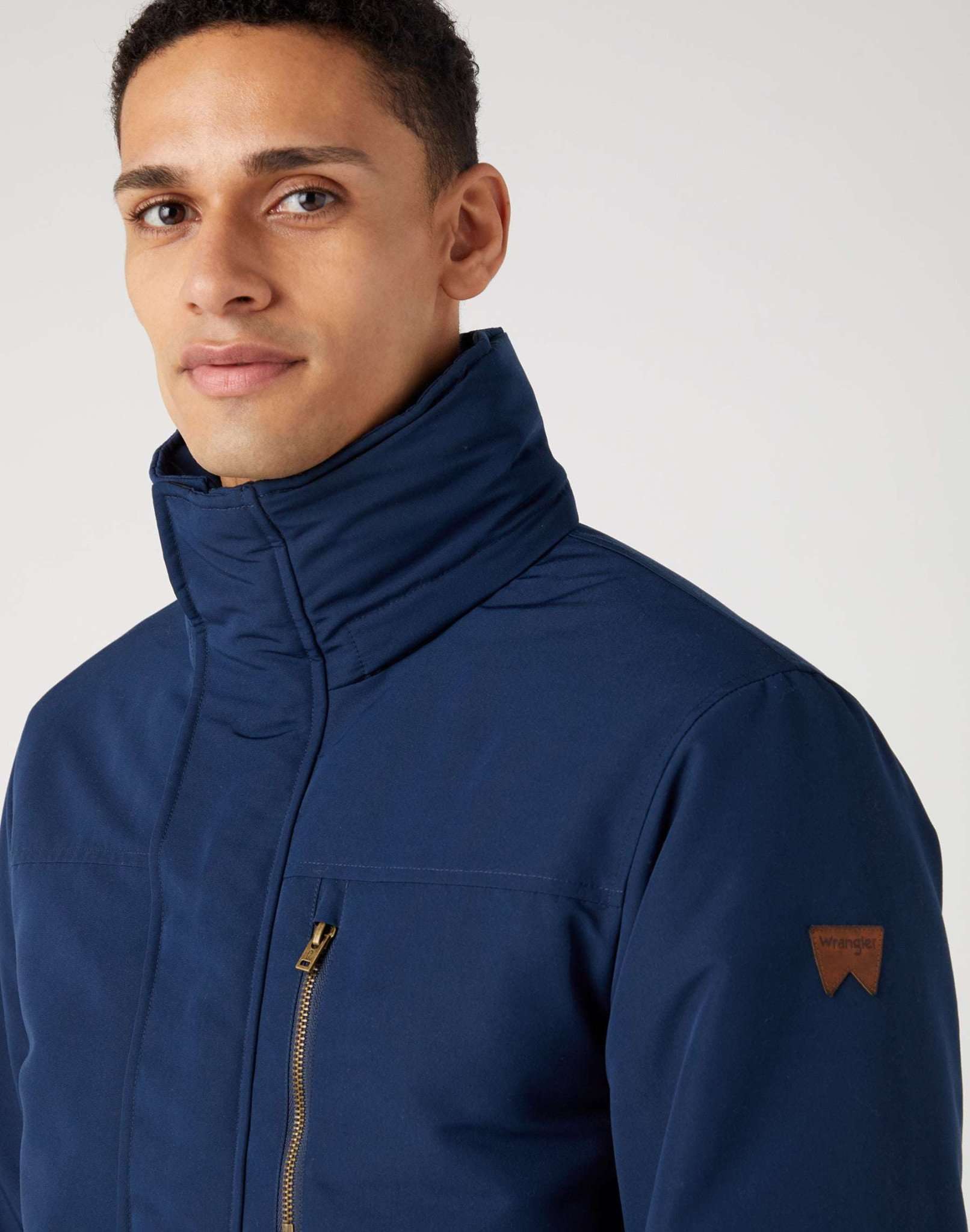 Bodyguard Jacket in Navy Vestes Wrangler   