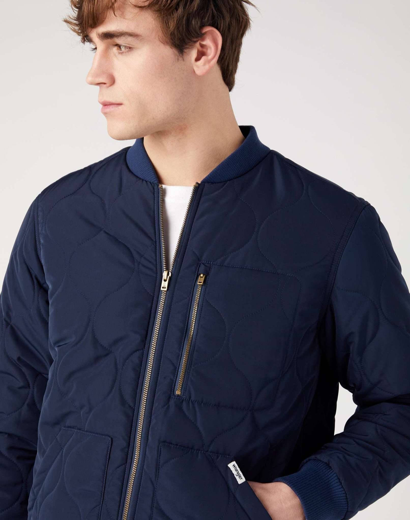 Padded Jacket in Navy Vestes Wrangler   