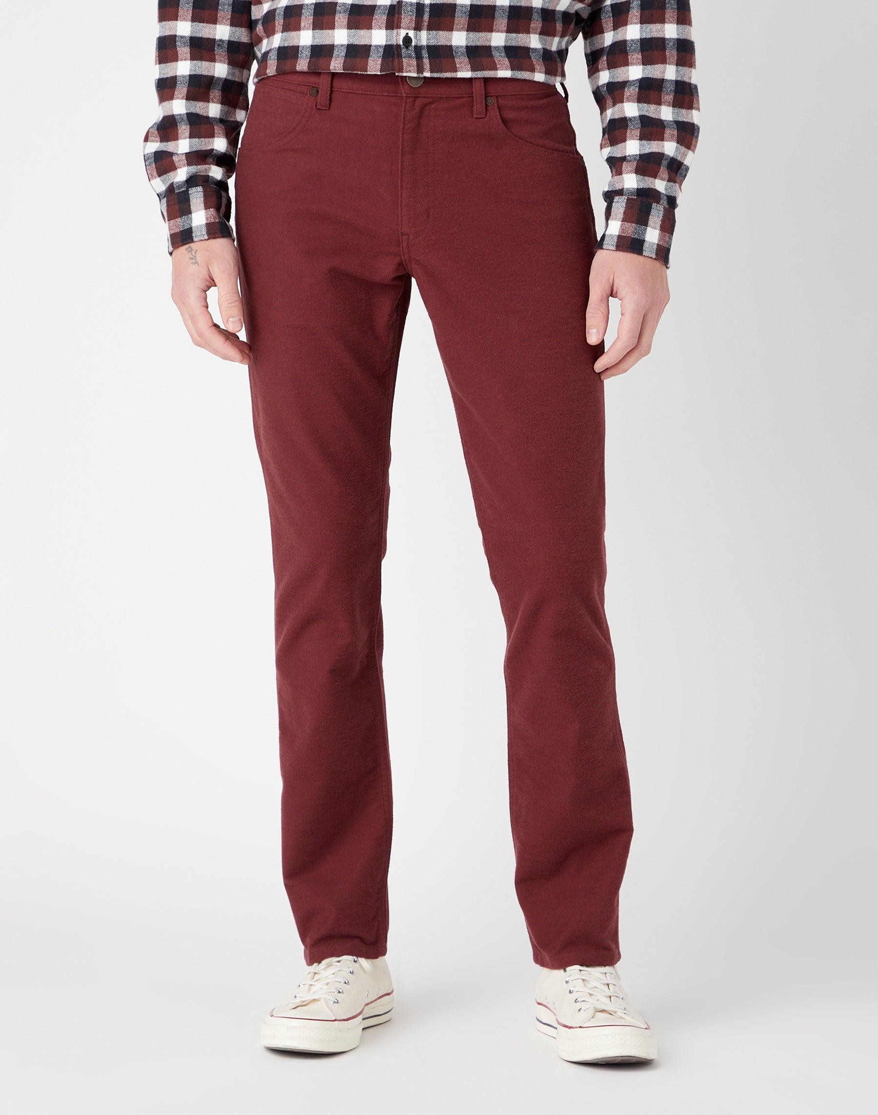 Greensboro Low Stretch in Dahlia Pantalon Wrangler   