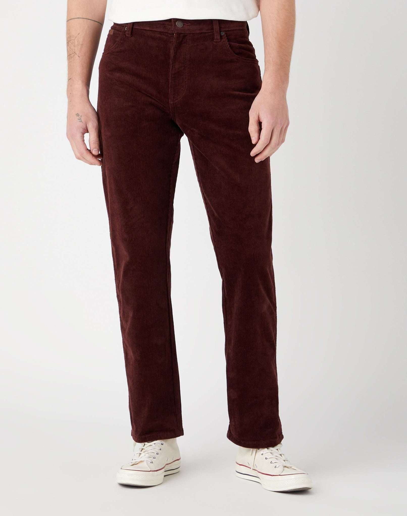 Texas Corduroy in Dahlia Pantalon Wrangler   