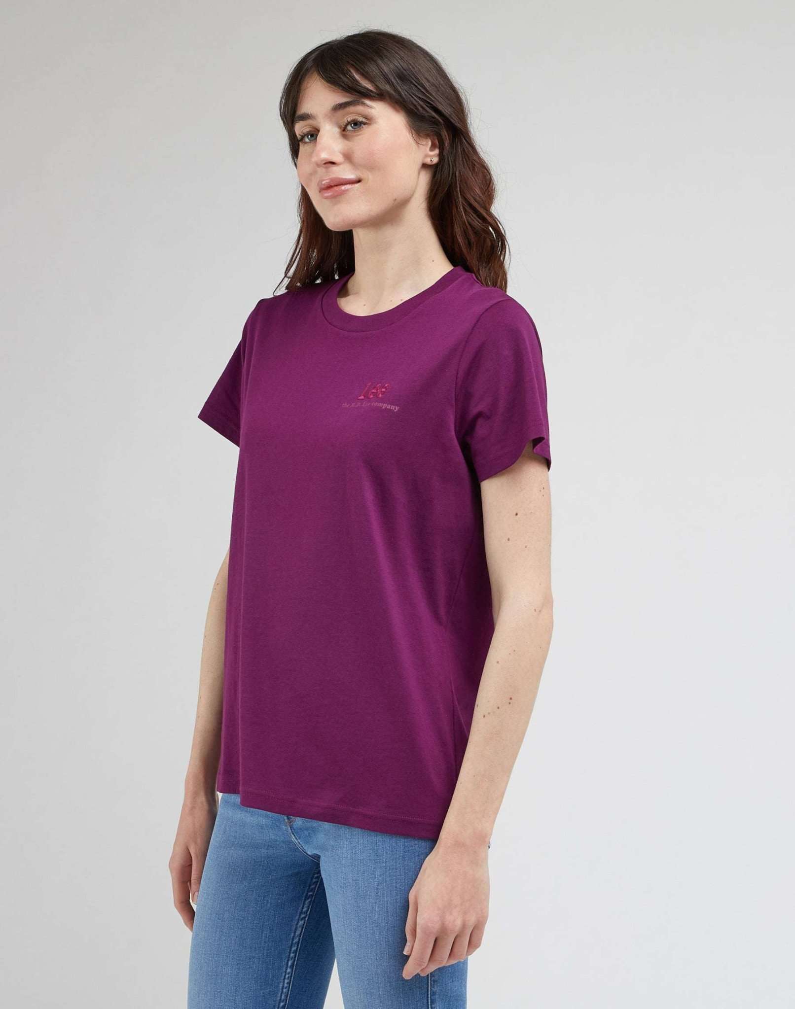 Small Logo Tee in Foxy Violet T-shirts Lee   