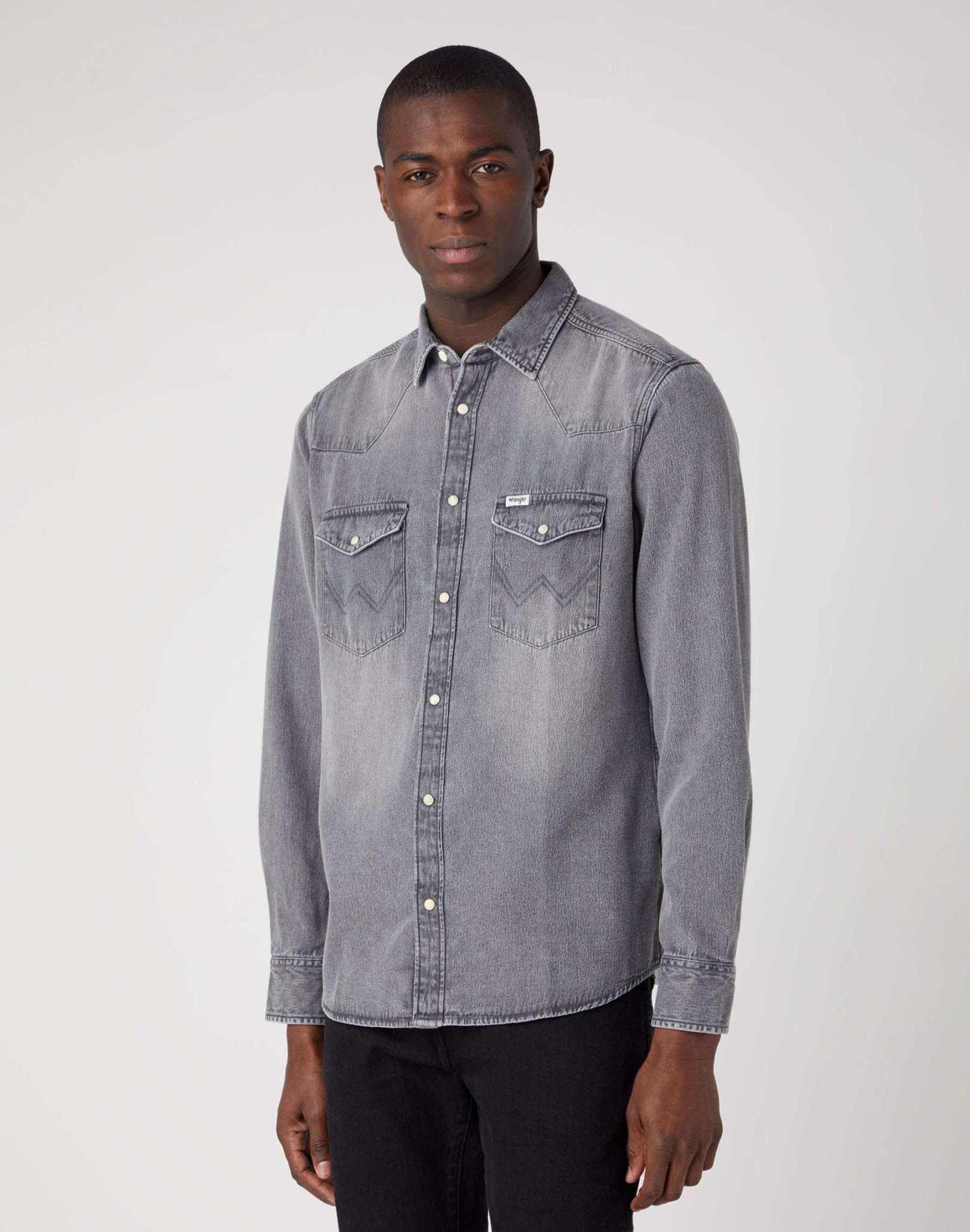 LS Western Shirt in Black Authentic Chemises Wrangler   