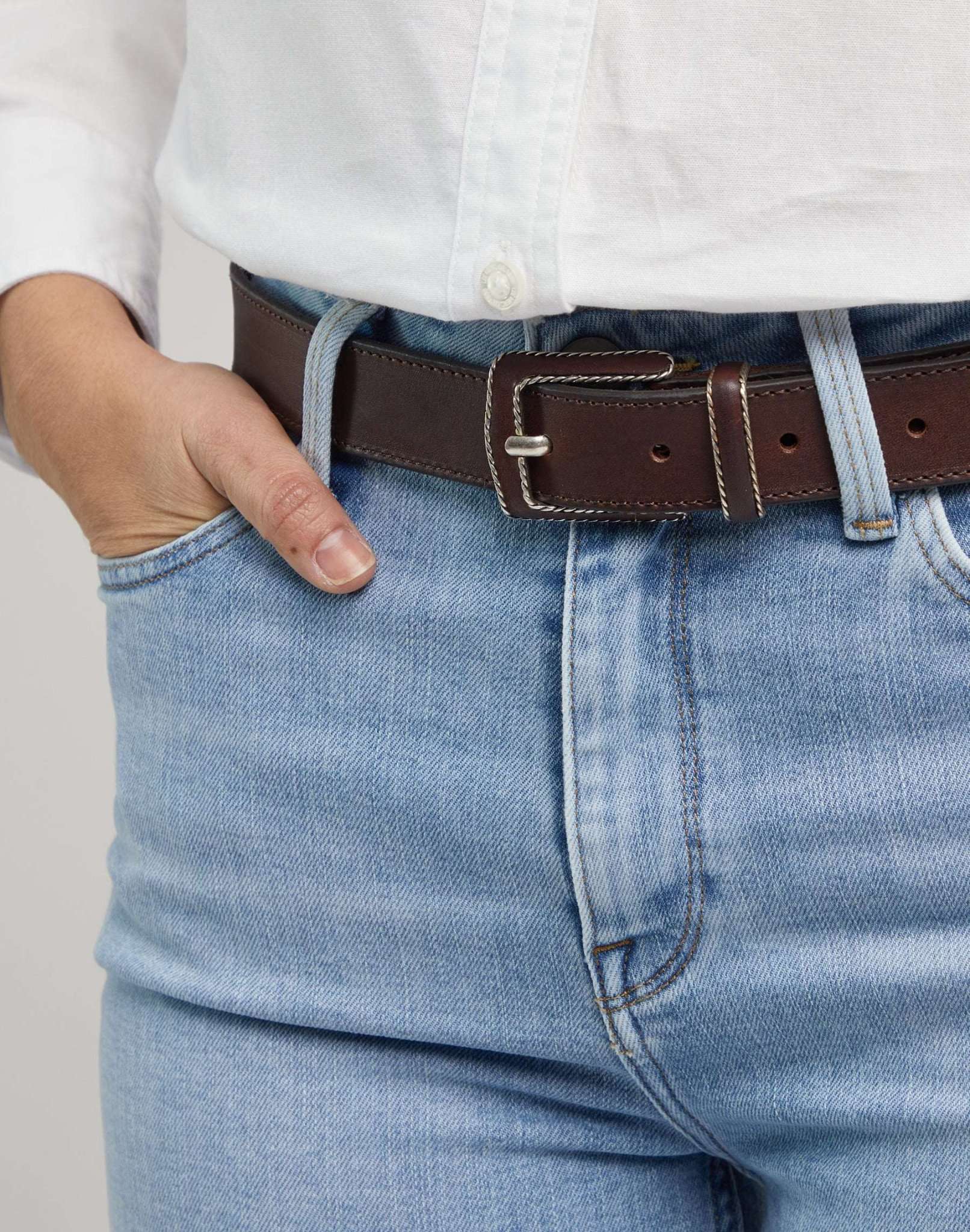 Buckle Belt in Dark Brown Ceinture Lee   