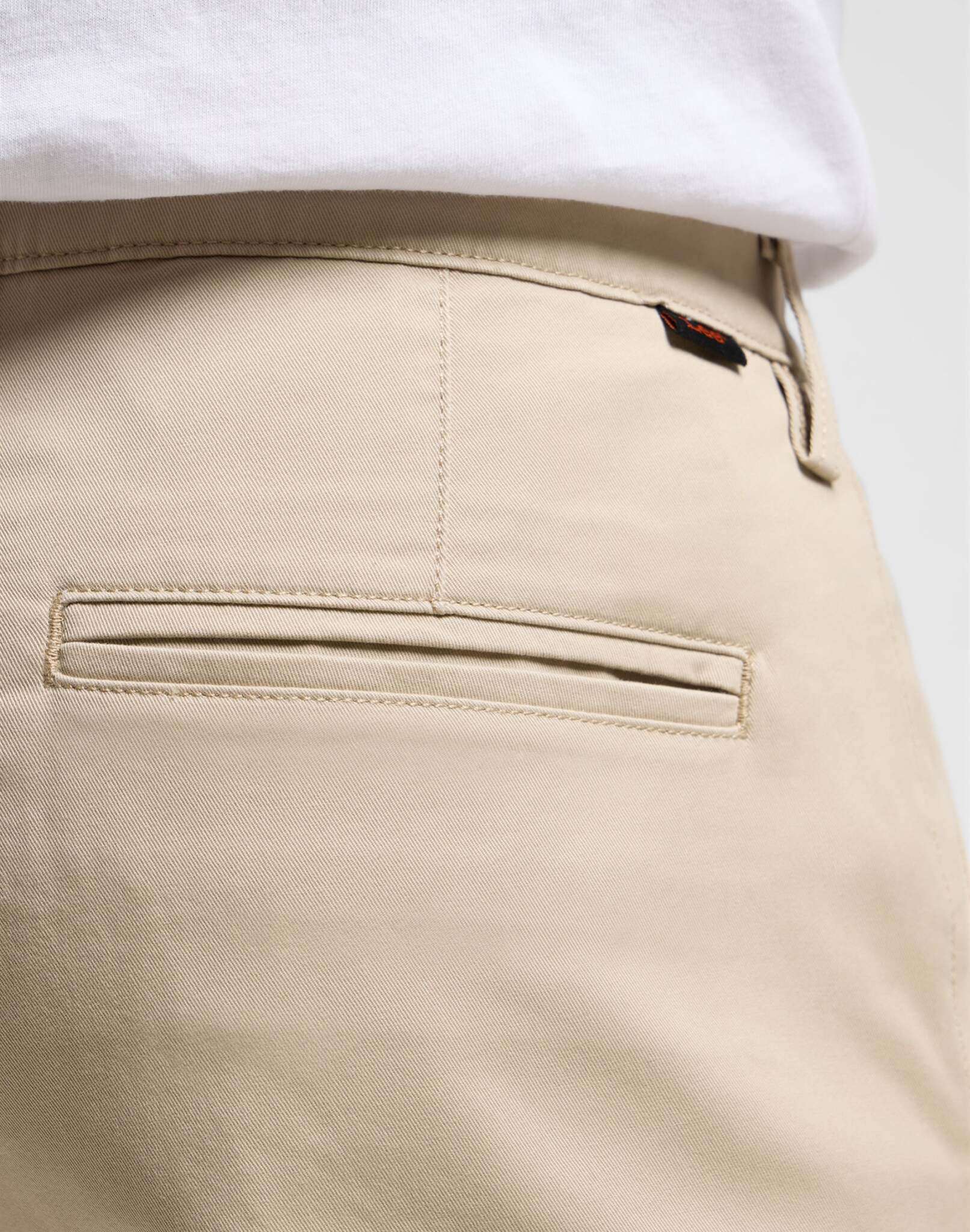 Slim Chino in Stone Pantalon Lee
