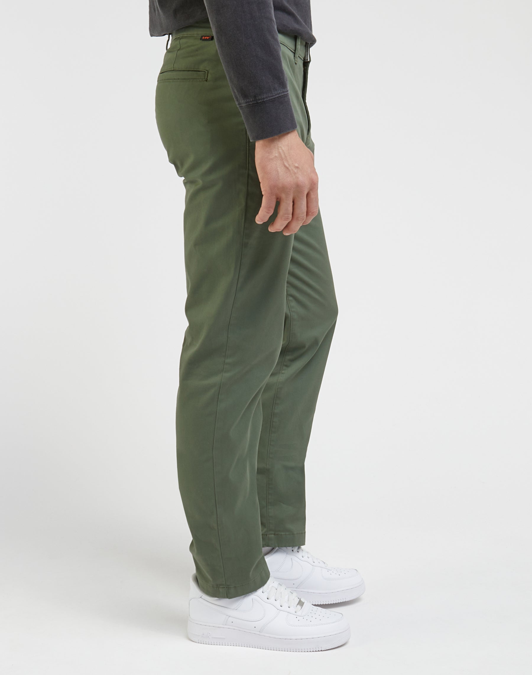 Regular Chino Leesure in Olive Grove Pantalon Lee   