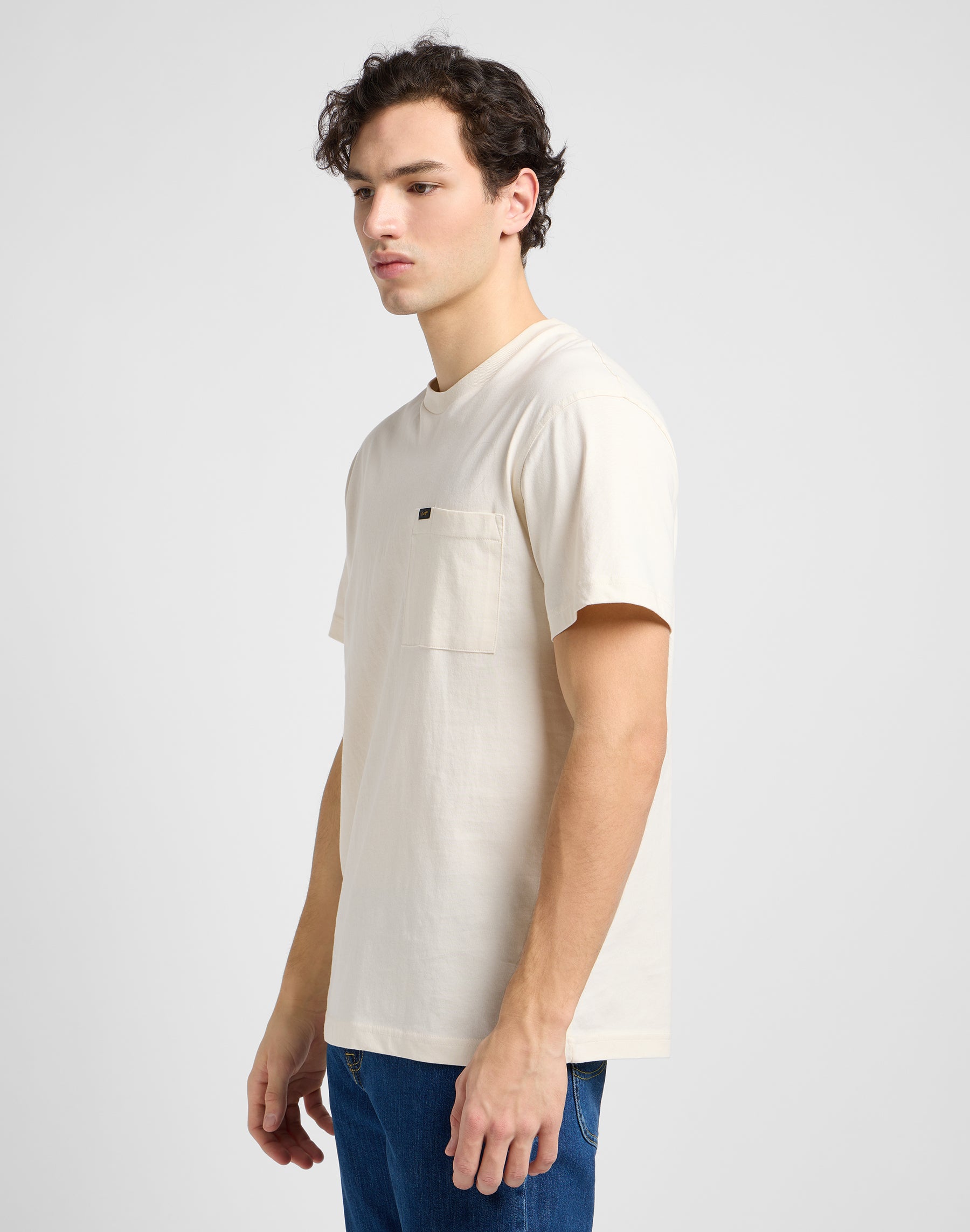 Relaxed Pocket Tee en écru T-shirts Lee   