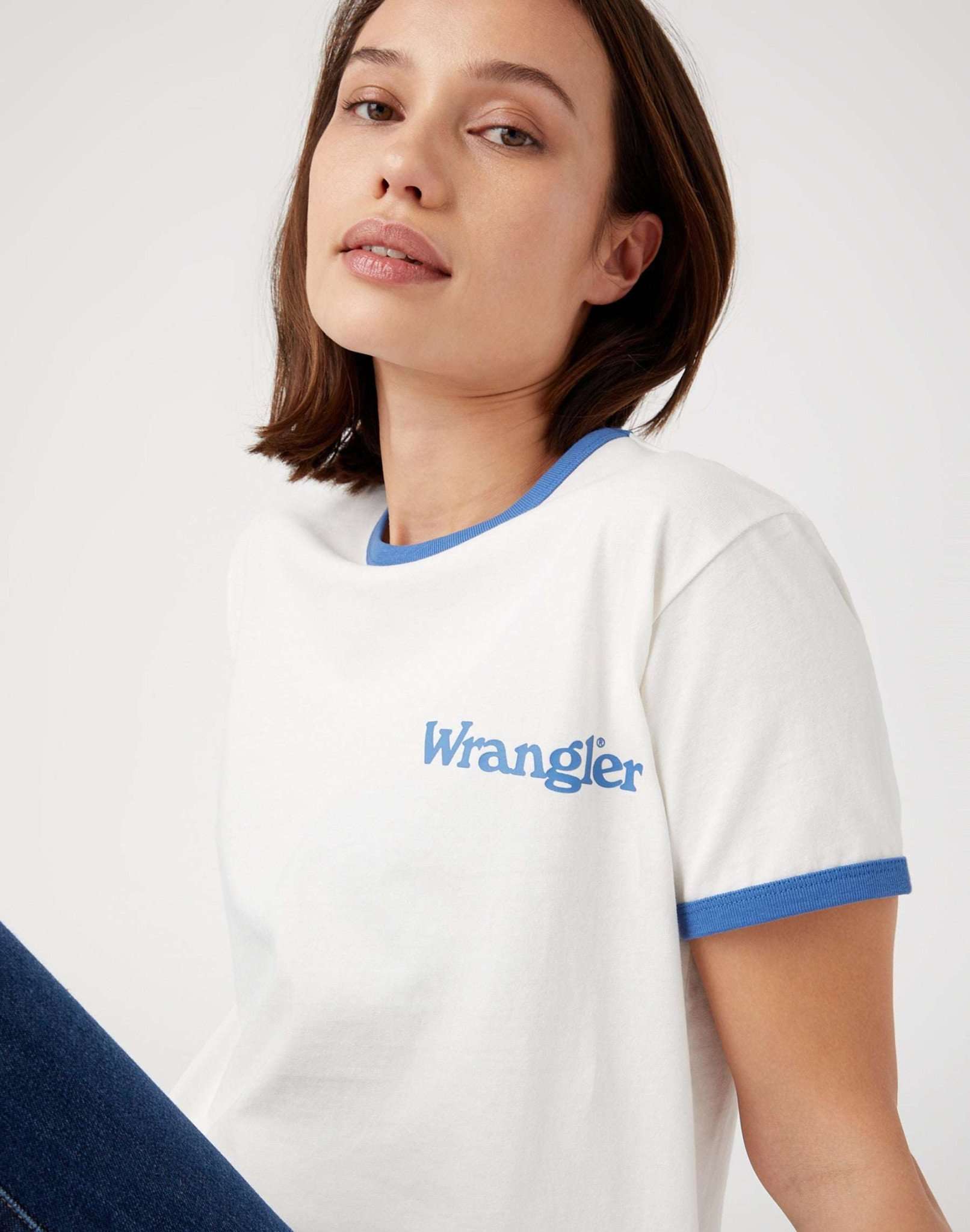 Relaxed Ringer Tee in Worn White T-shirts Wrangler   