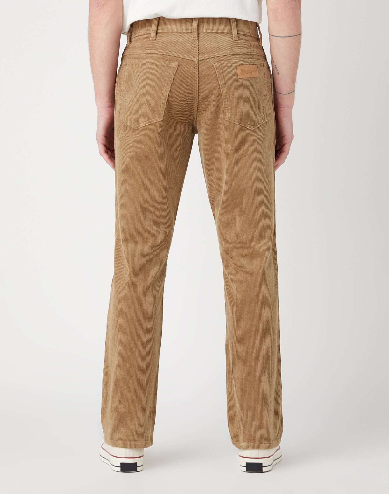 Texas Corduroy in Lead Grey Pantalon Wrangler   