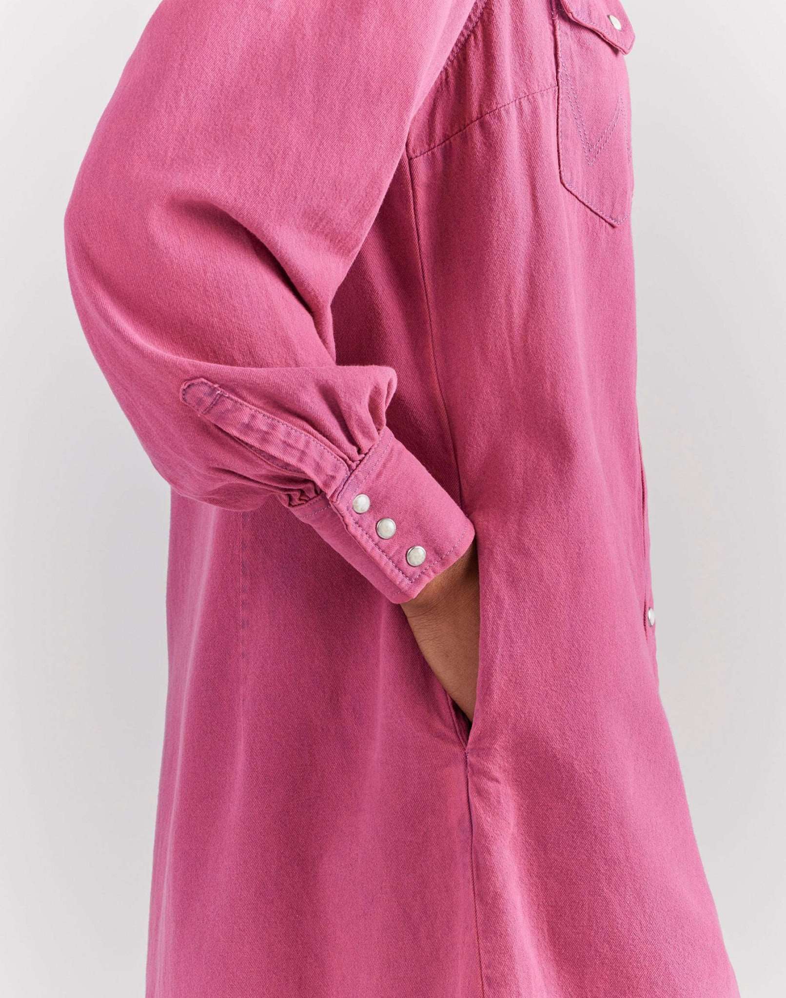 Wrangler X Barbie™ - Shirt Dress in Dreamy Pink Robes Wrangler   