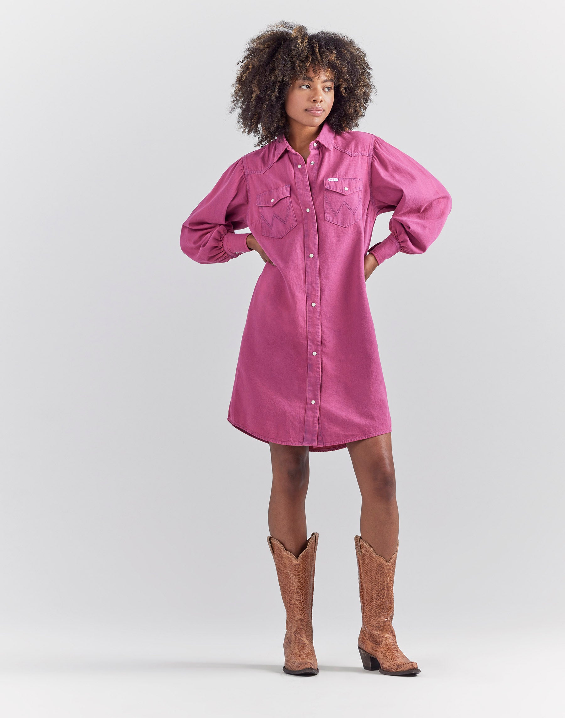 Wrangler X Barbie™ - Shirt Dress in Dreamy Pink Robes Wrangler   