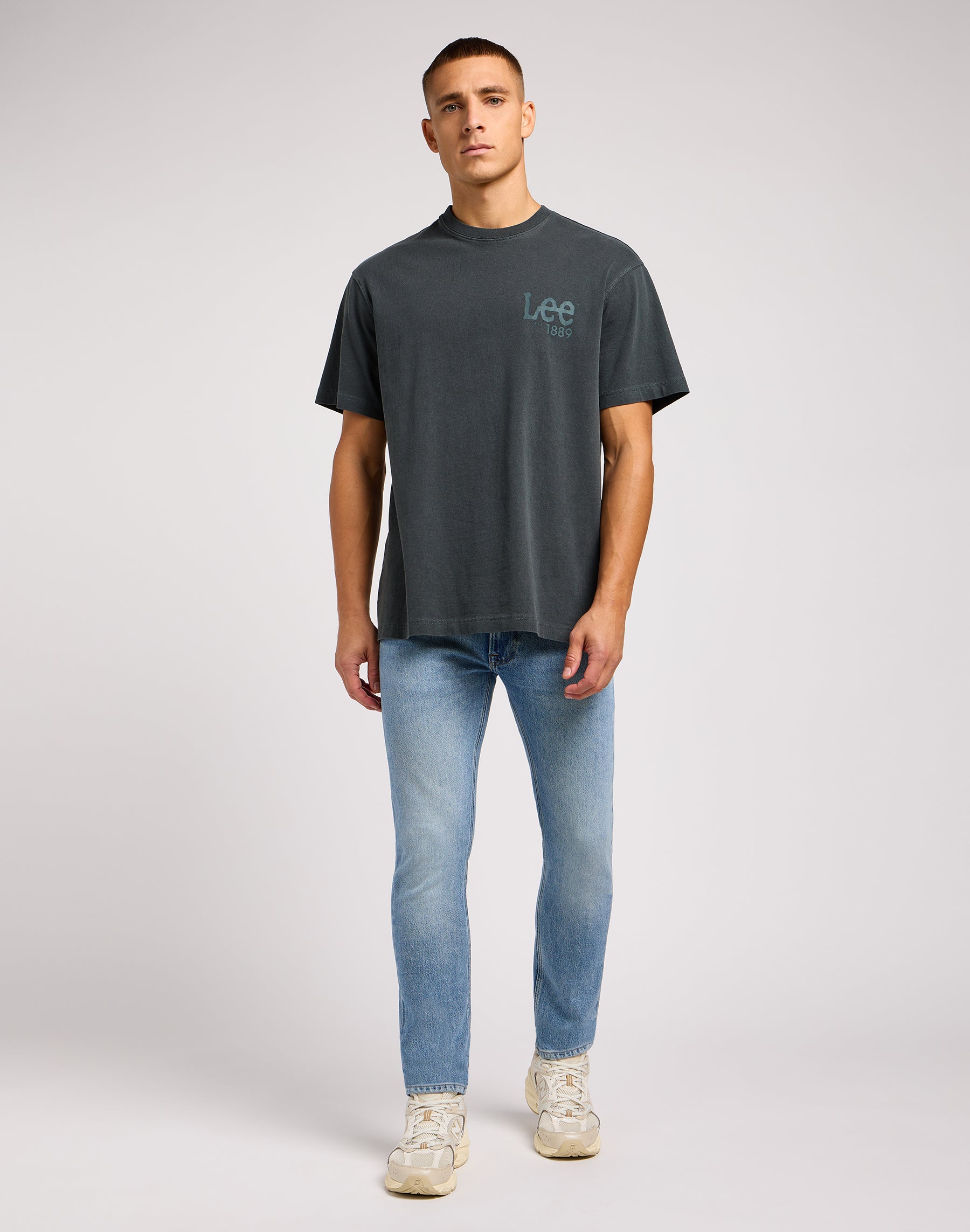 Tee Loose Logo en Washed Black T-shirts Lee   