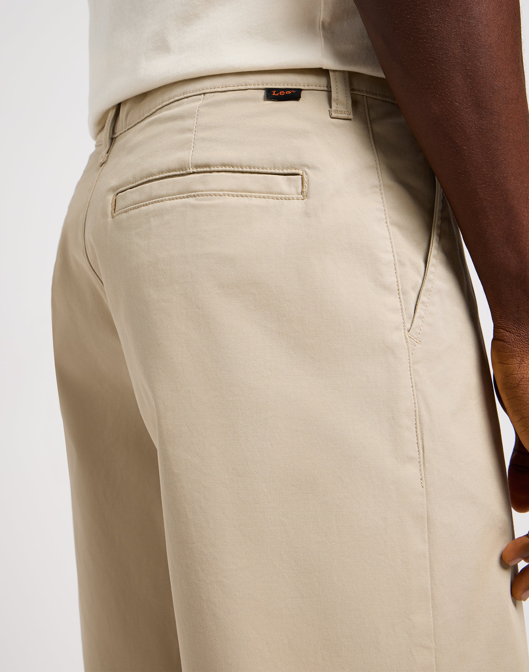 Short chino relaxé en stone short Lee   